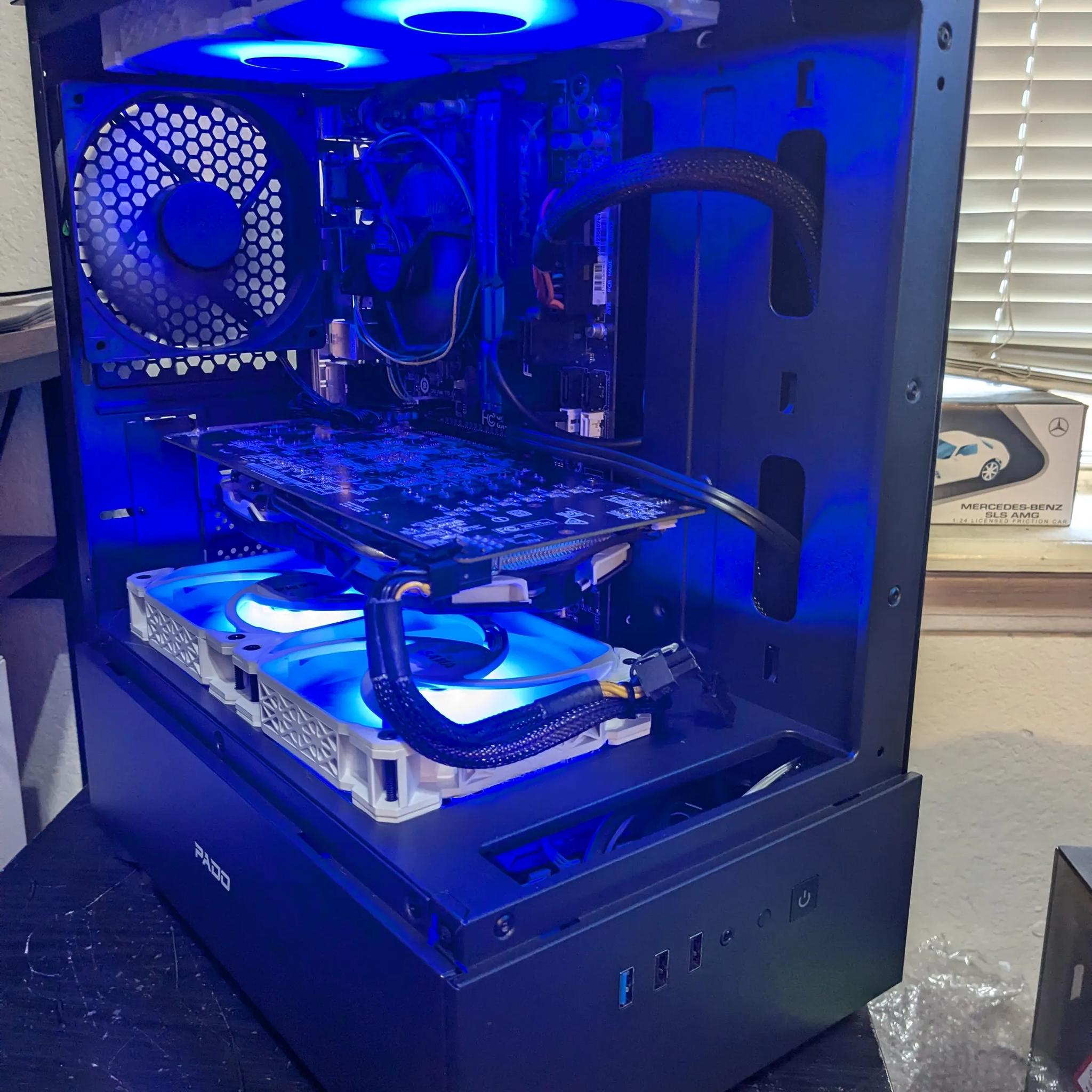 120 FPS Fortnite | 180 Day Warranty | i7-4770, 16GB RAM, RX 580 4GB, 512GB SSD, Win10, Wifi, RGB