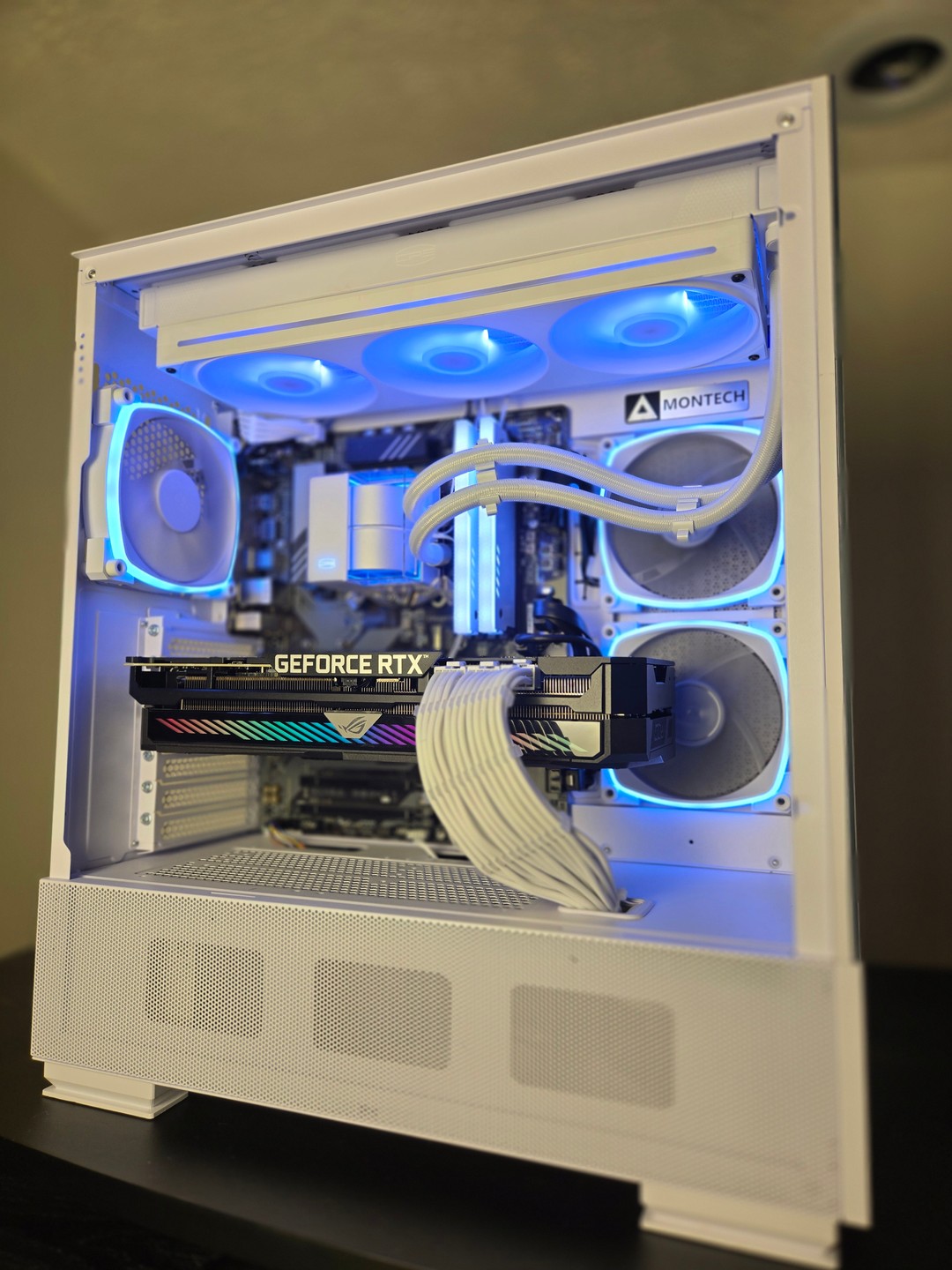 RTX 3070 Ti | Intel i5 12600K | 16gb DDR5 | 1tb Storage | Jawa