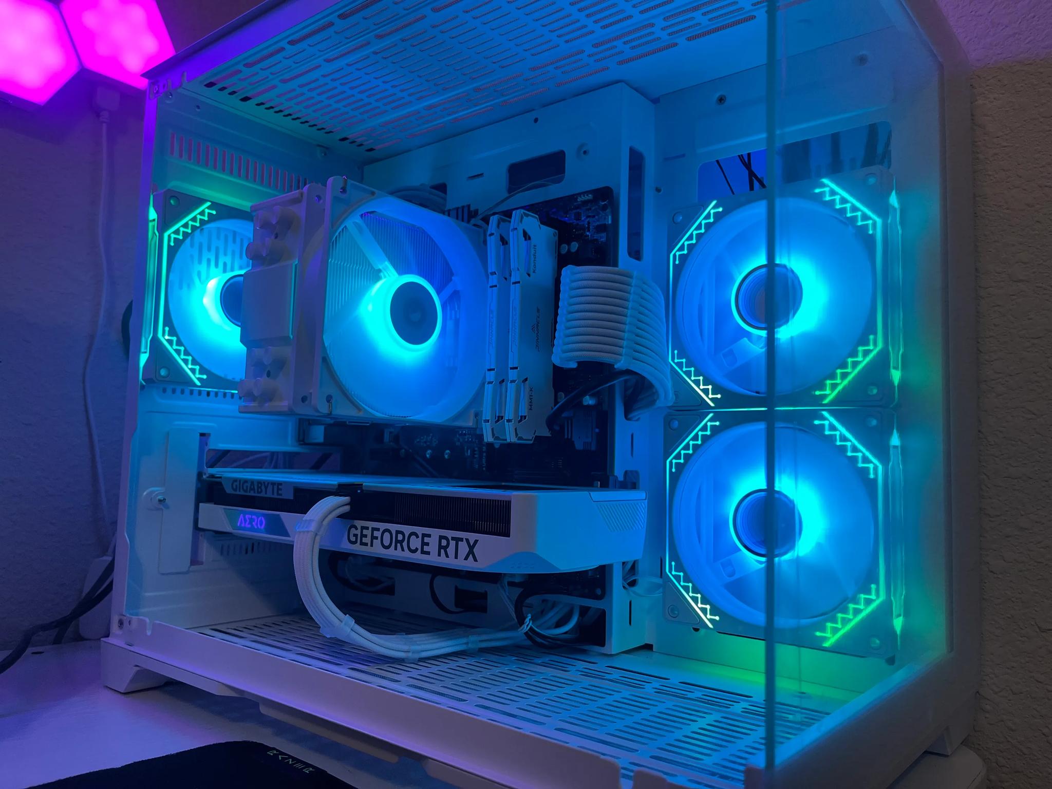 | RTX 4060 | Ryzen 5 5600 X | 16 GB 3200 Mhz | 500 GB Storage | Beautiful ARGB Supercomputer |