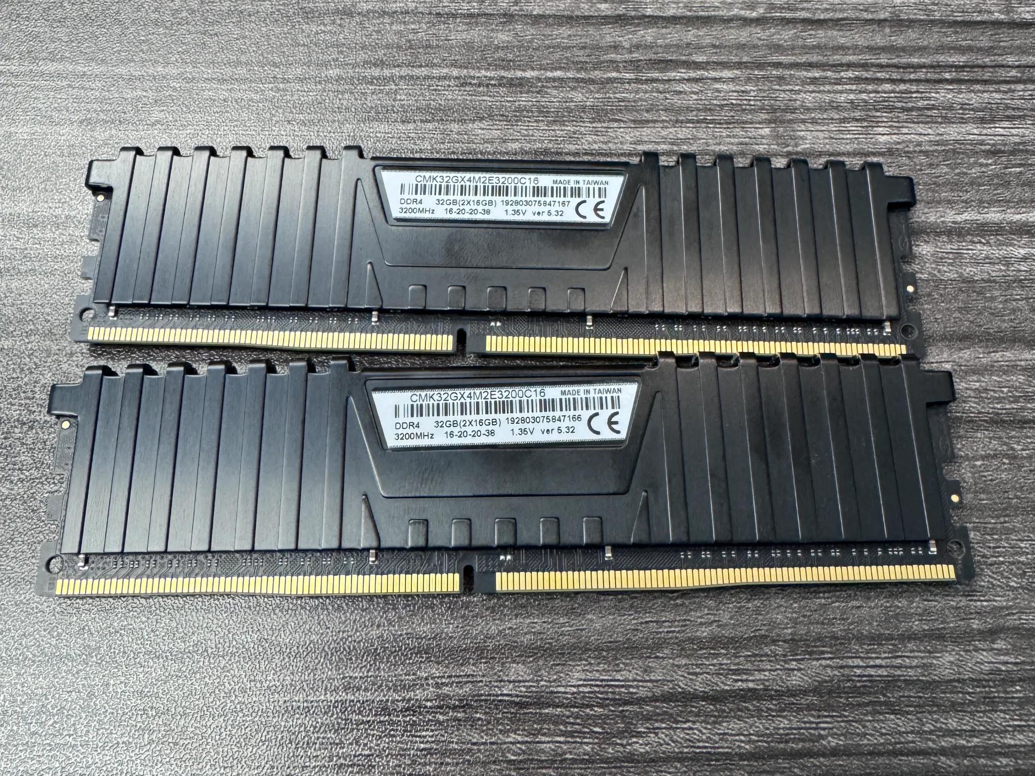 Corsair Vengeance LPX DDR4 32GB (2x16GB) RAM 3200Mhz