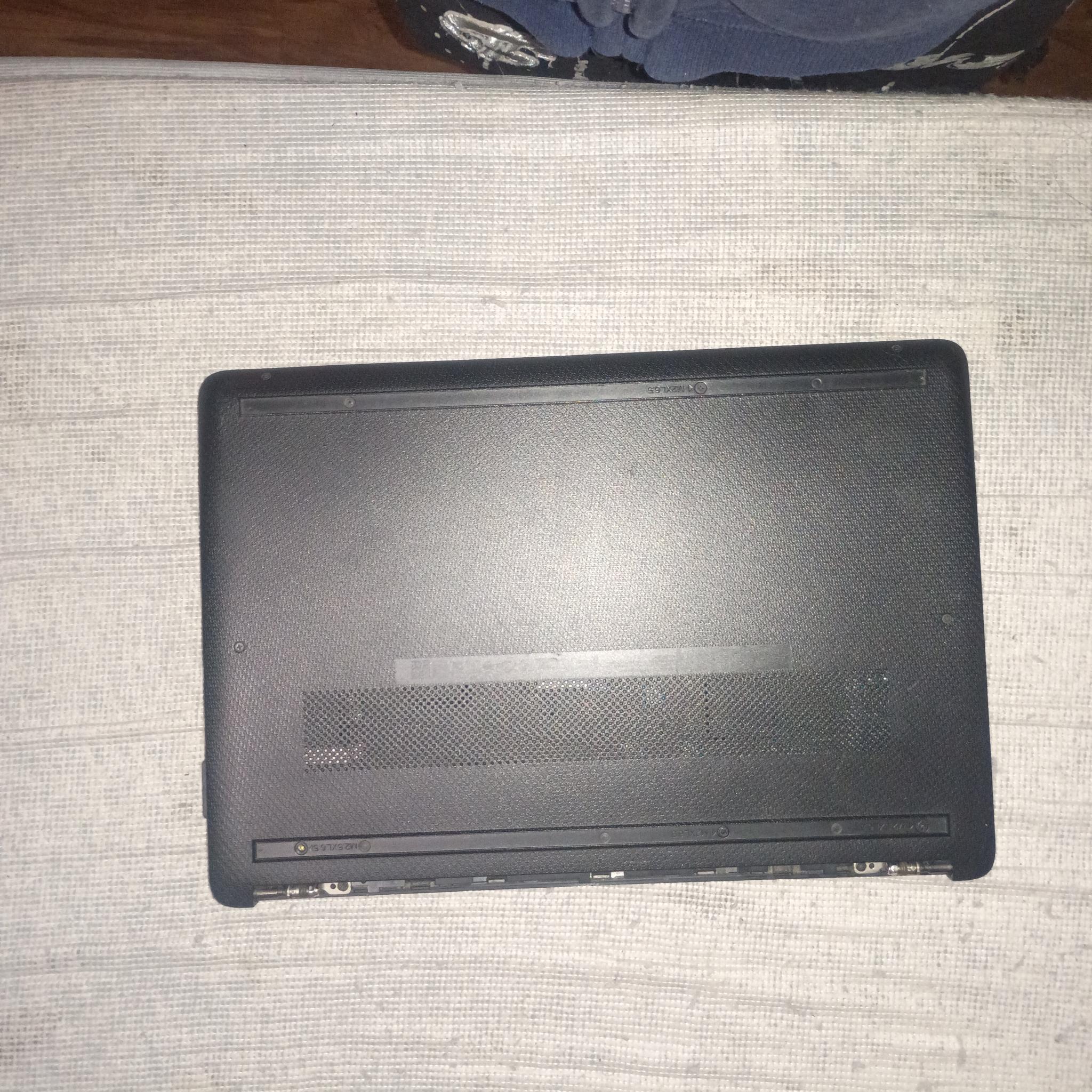 HP Laptop 14-dq0051dx
