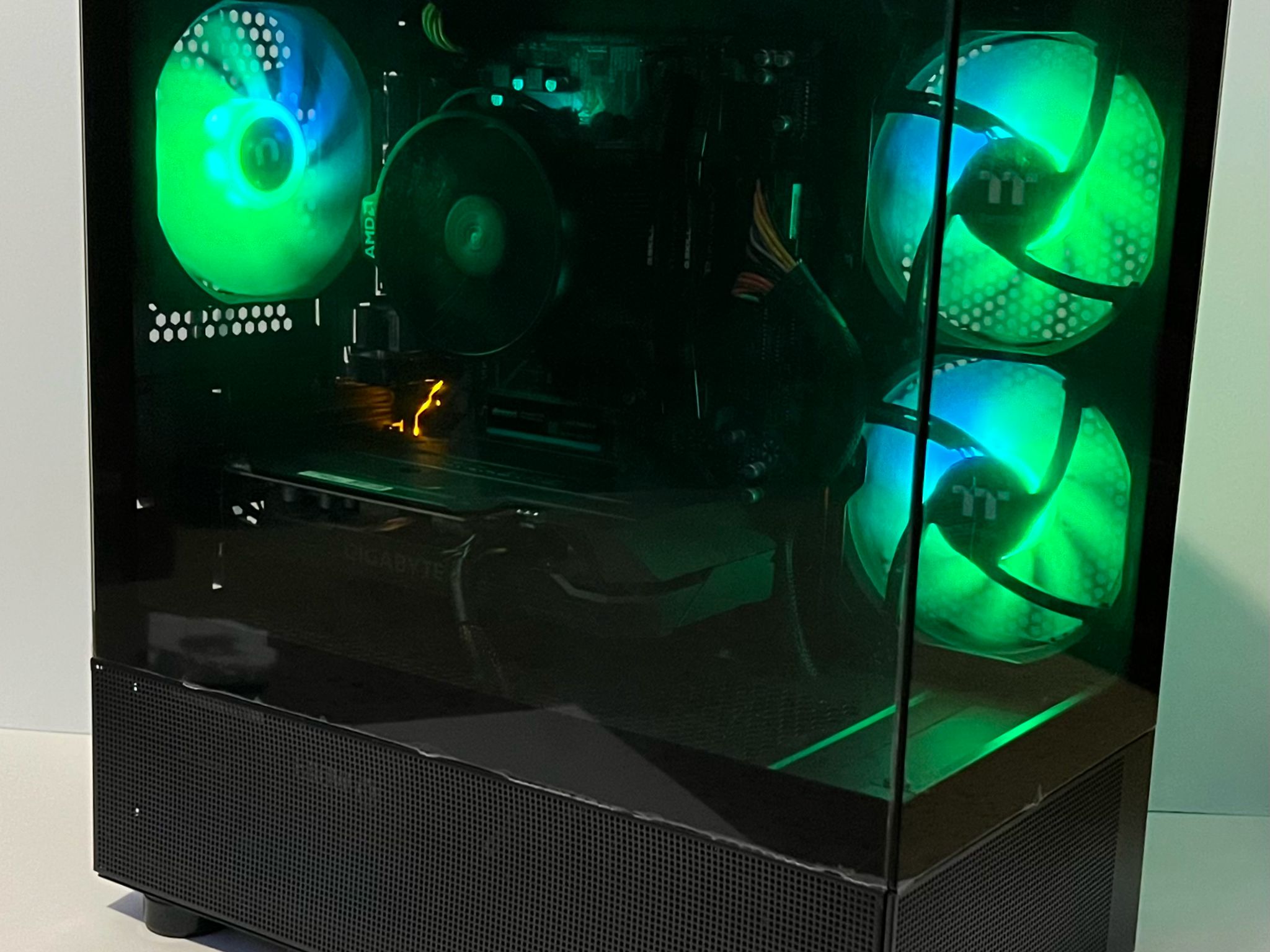 Custom Gaming PC | Ryzen 5 | GTX 1660 Super | 16GB DDR4-3200 | SSD | WIFI | mATX