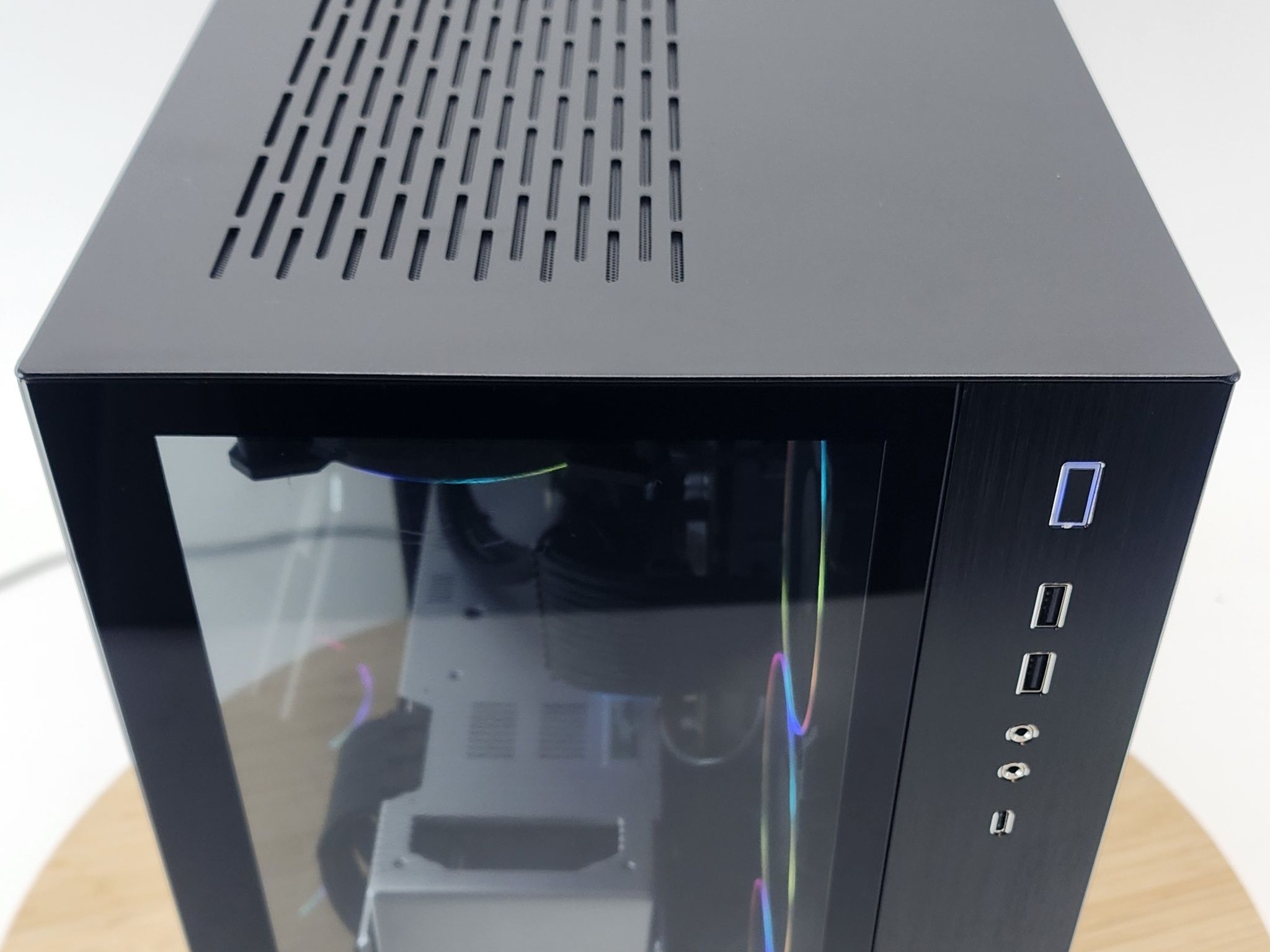 Gaming PC Ryzen 7 7800X3D 64GB RAM 2TB SSD RX 7900 XTX 24GB Windows 11 PC