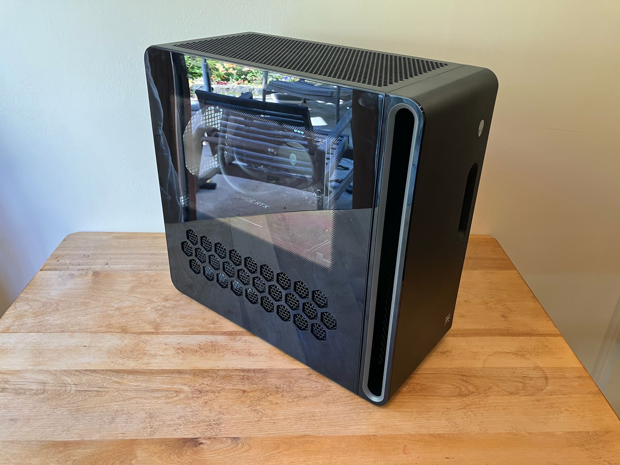 Alienware R16 *like new* | 4070 Ti Super 16 GB | Intel i9 14900KF | 32 GB DDR5 | 2 TB NVMe