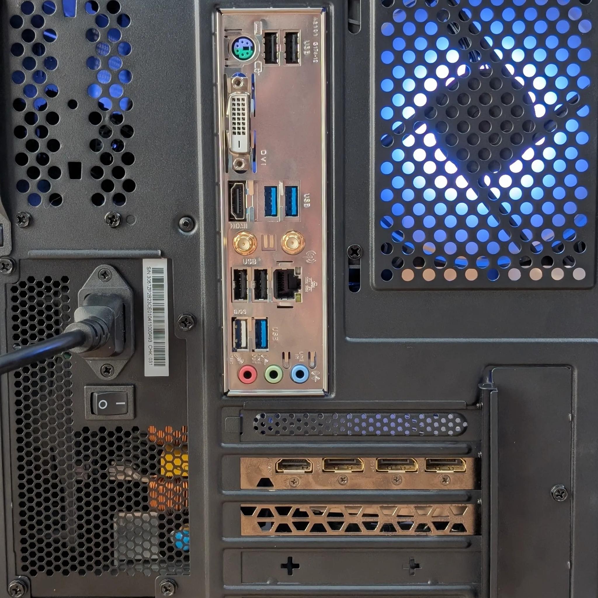 RX 5700 XT, Ryzen 3600, 16 GB DDR4, 1 TB NVME, WiFi/BT- Cube Gaming PC