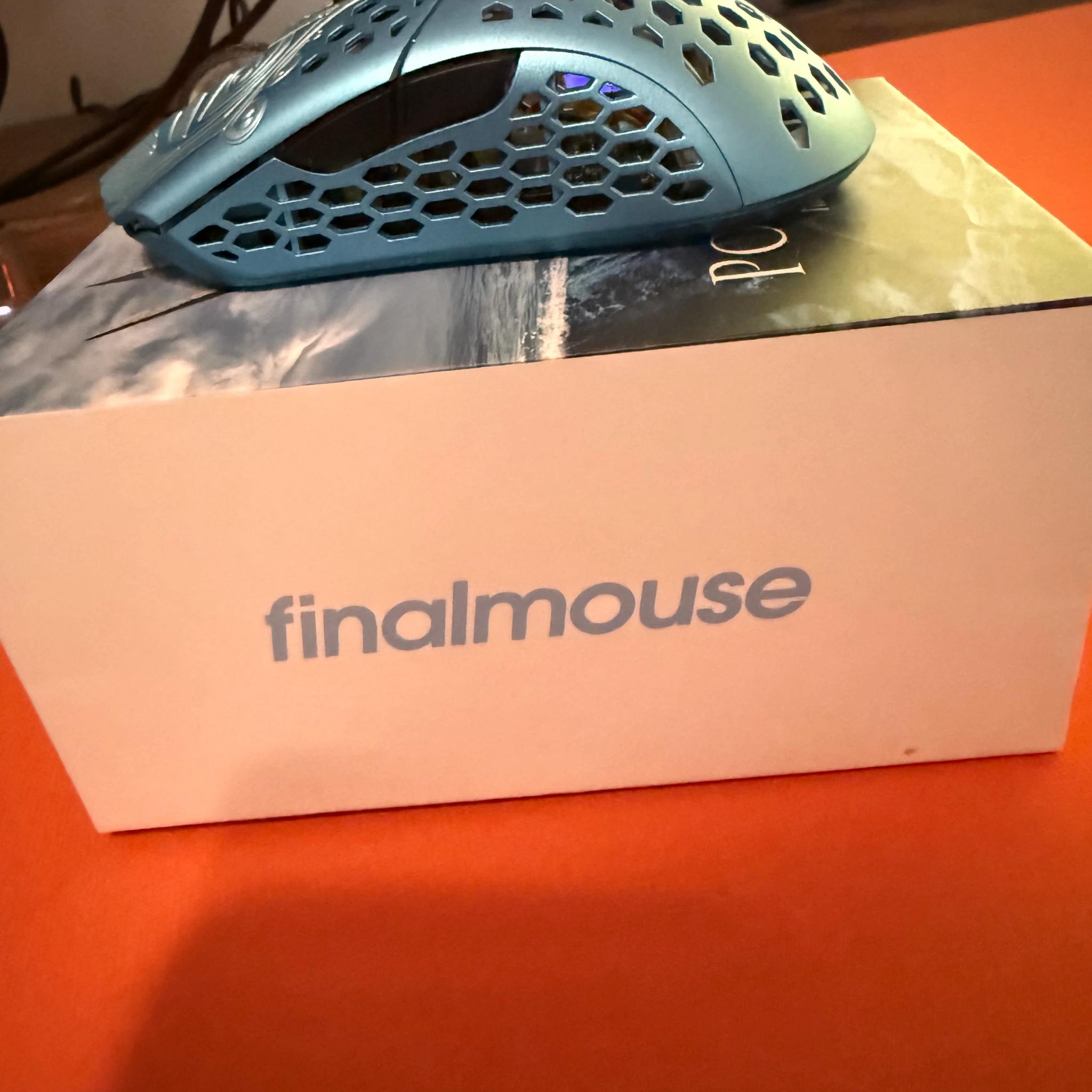 Finalmouse Poseidon (Small)