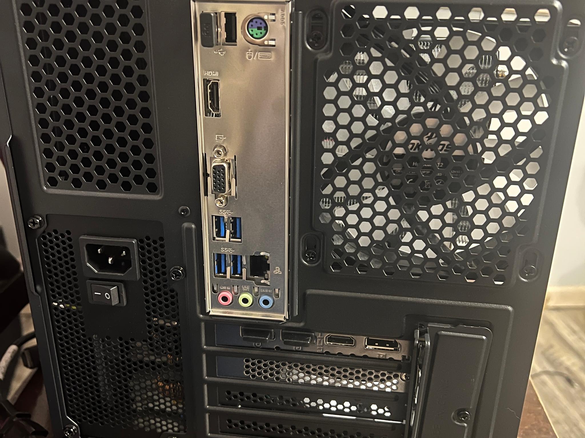 Intel i7 11700F | RTX 4060 | 16GB DDR4 RAM
