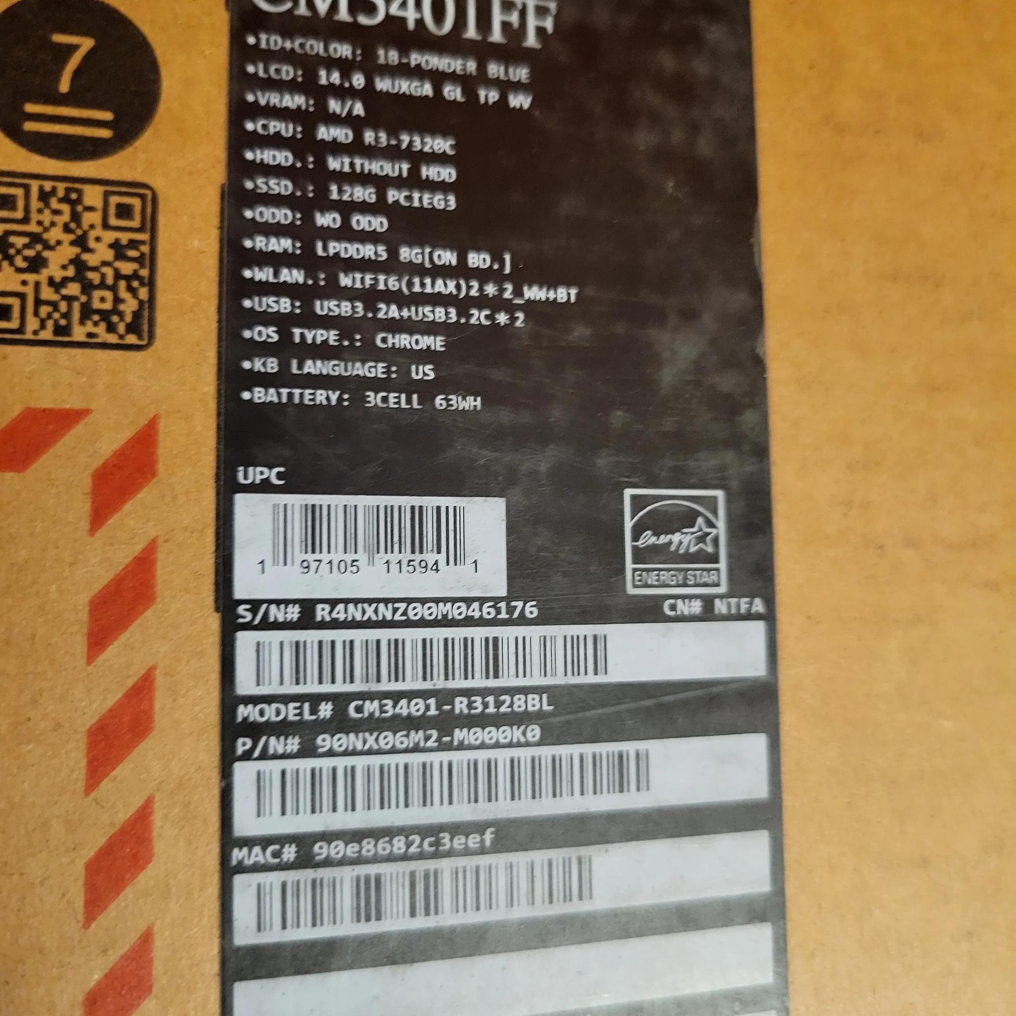 ASUS Chromebook Plus CM3401 14" 2-in-1 Laptop with Google AI - AMD Ryzen 3 7320C - 8GB Memory