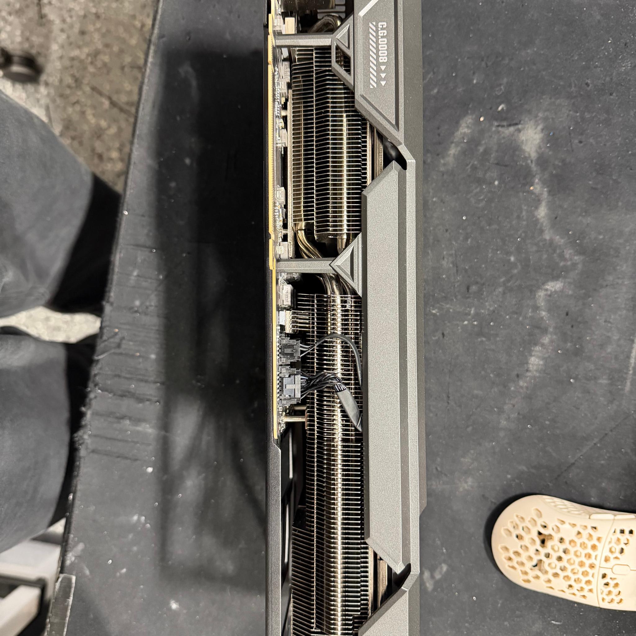 Asus TUF GAMING GeForce RTX 4080