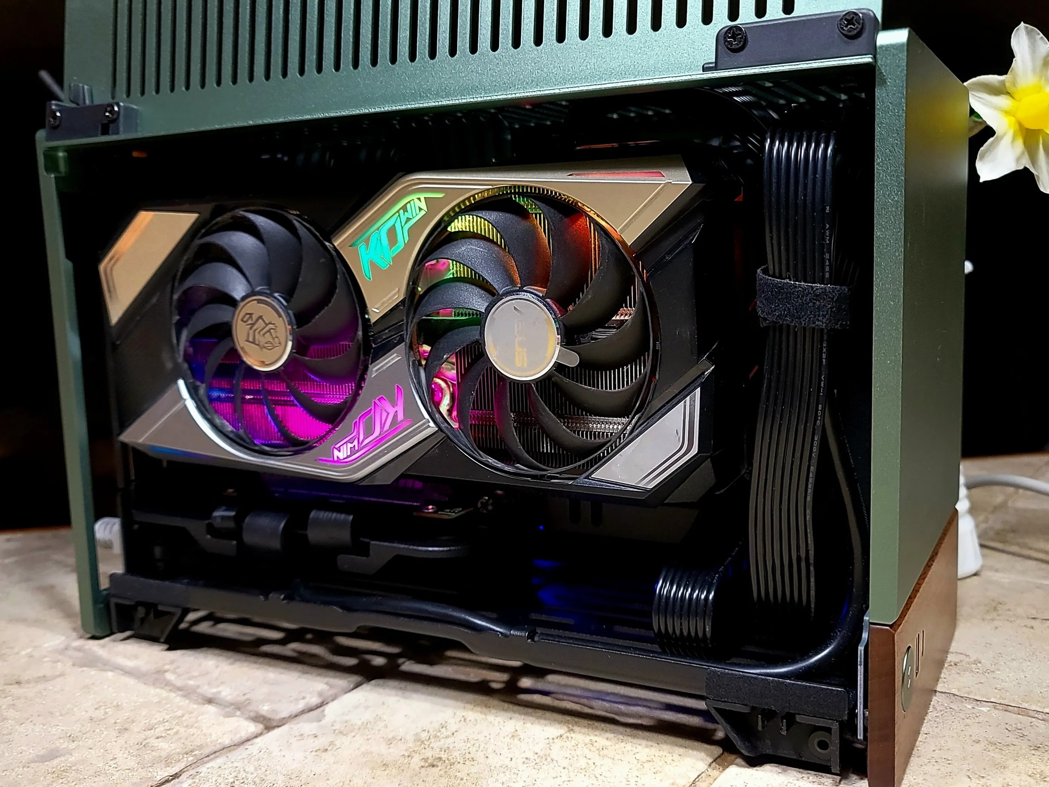 Pettit Classic--i3 13100F, RTX 3060 TI KO Edition, 64 GB RAM, Z690i, 1Tb NVMe, WiFi/BT/Ethernet