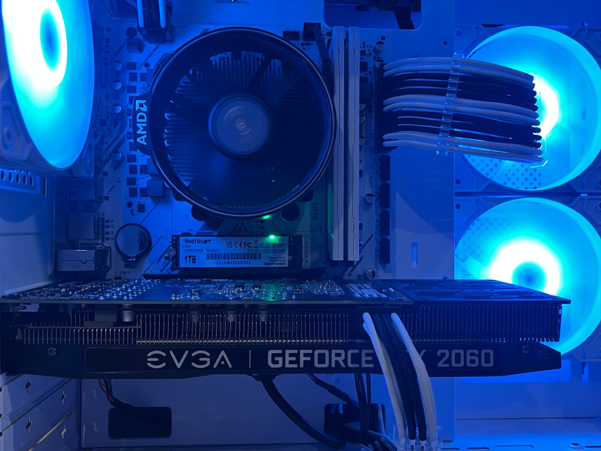 ❄️❄️ Whiteout Pc - Rtx 2060, Ryzen 7