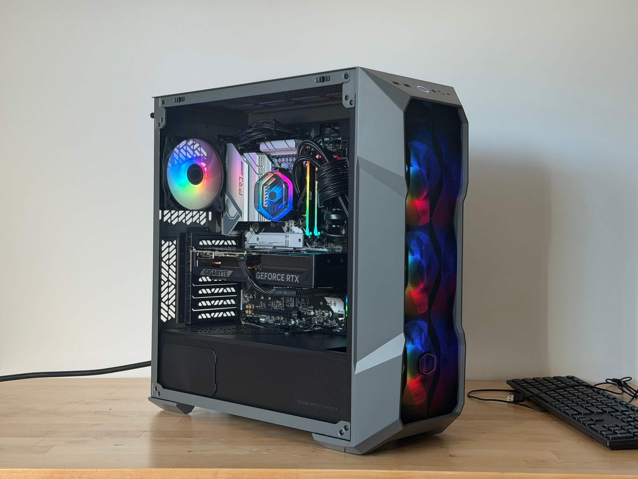 RTX 5070 Ryzen 5 7600x Gaming PC