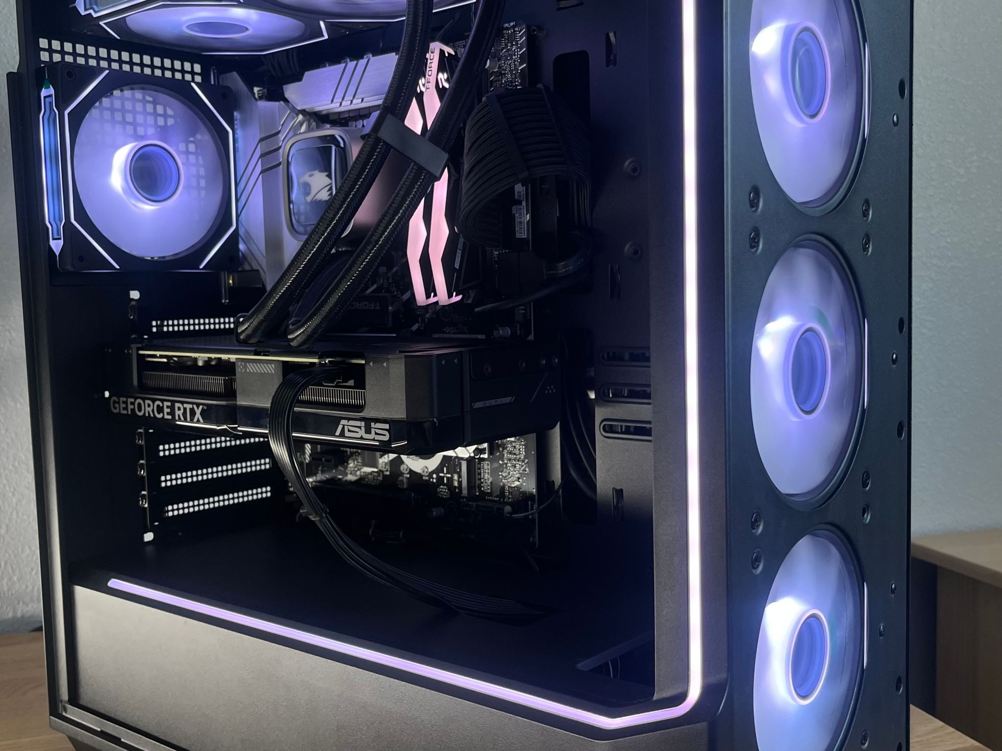 4070 Ti Super 16gb | i-7 14700kf | 32gb DDR5 Gaming PC