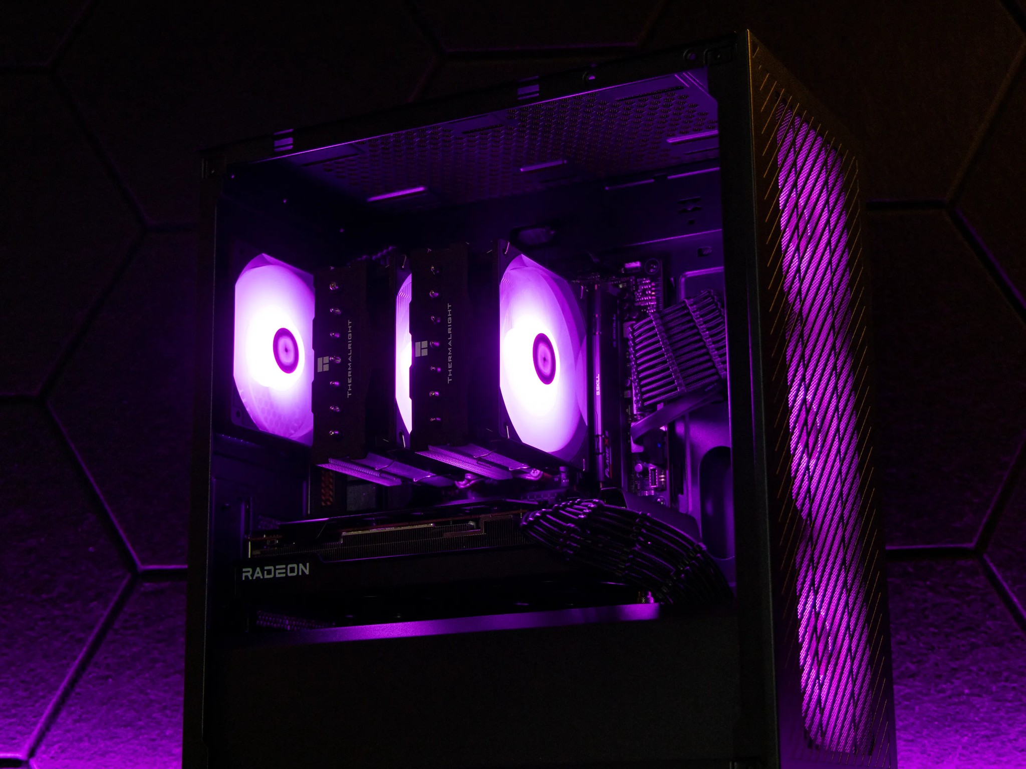 ☁ Arcus ☁ AMD RX 7800 XT / Ryzen 5 9600X / 1TB NVME / 32GB DDR5 Ram / Air Cooler / Windows 11 Pro