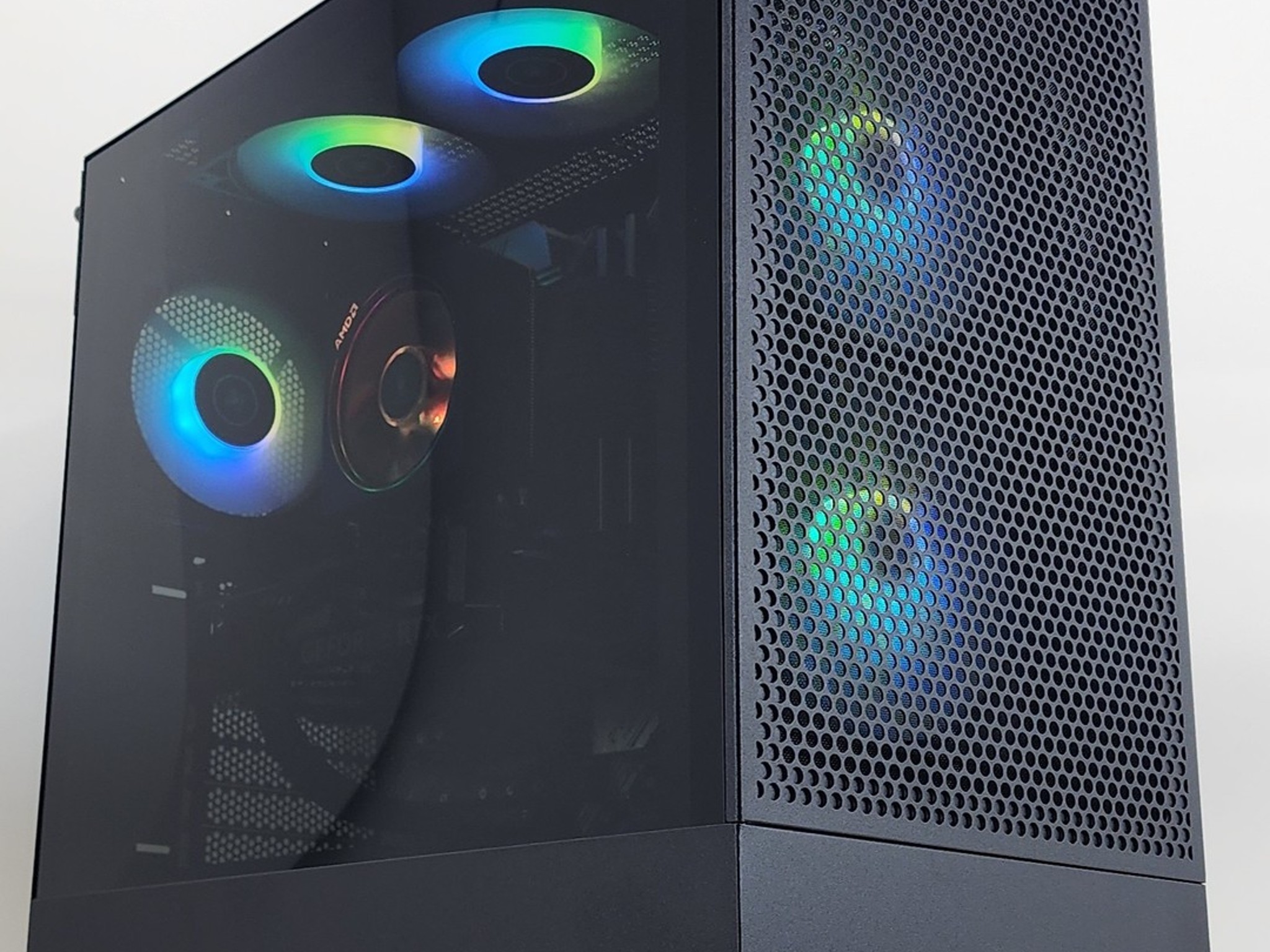 Gaming PC Ryzen 7 5800XT 32GB RAM 1TB SSD RTX 4060 8GB Windows 11 Computer
