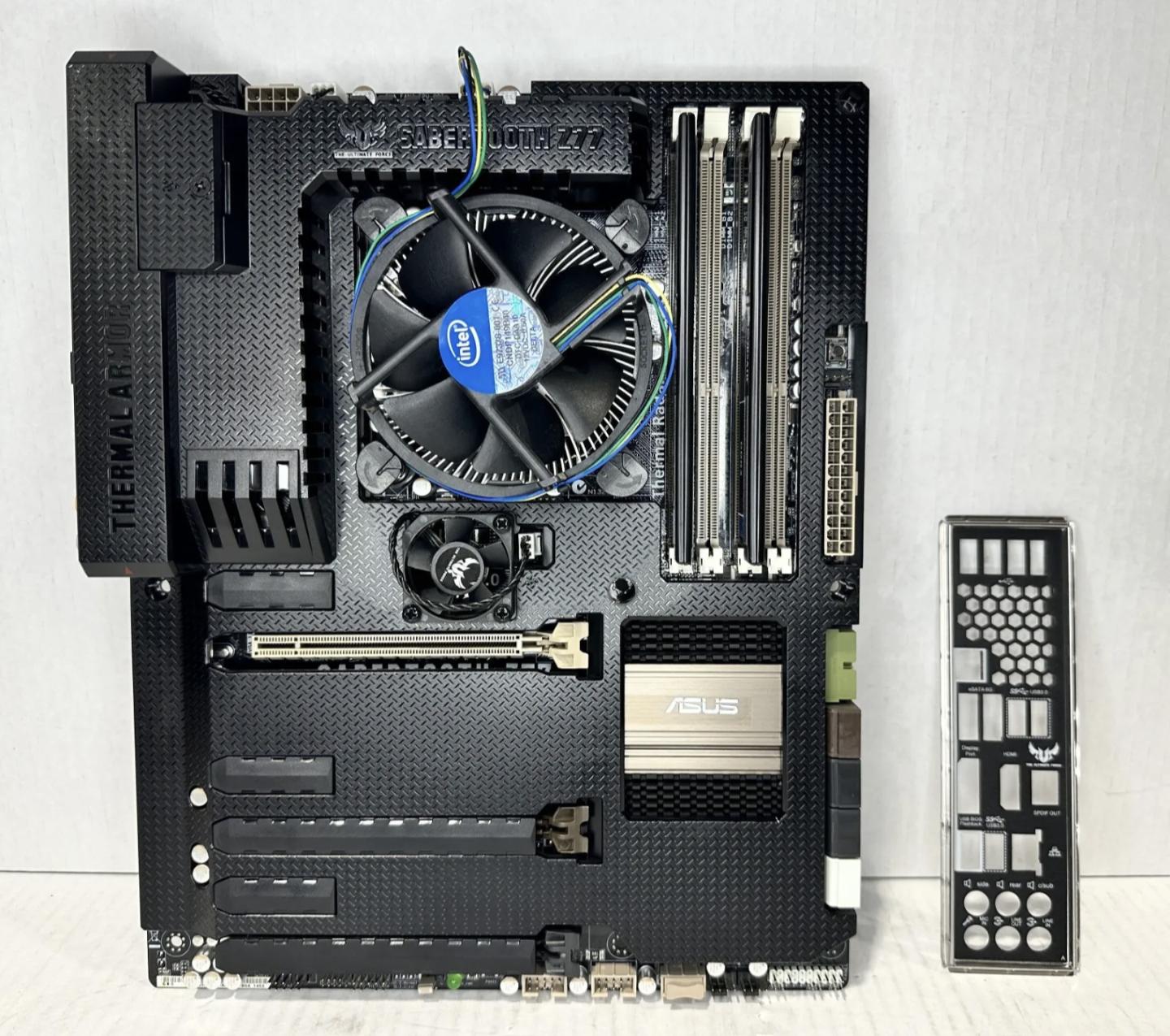 ASUS Sabertooth Z77 ATX Motherboard + 3.4GHz i7-3770 + 16GB RAM