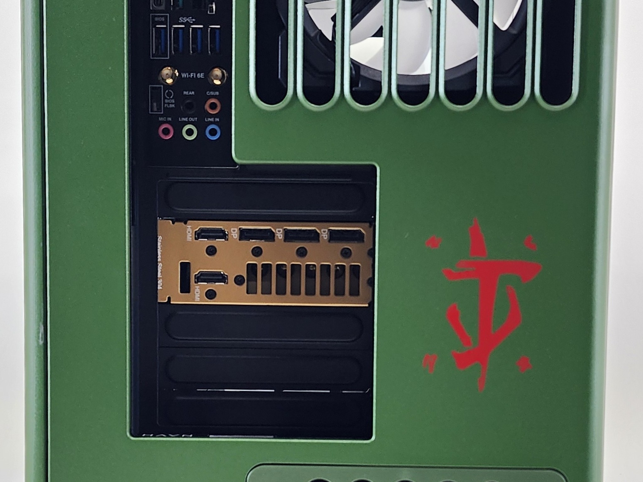 Gaming PC Ryzen 7 9800X3D 32GB RAM 2TB SSD RTX 5080 16GB Windows 11 DOOM PC