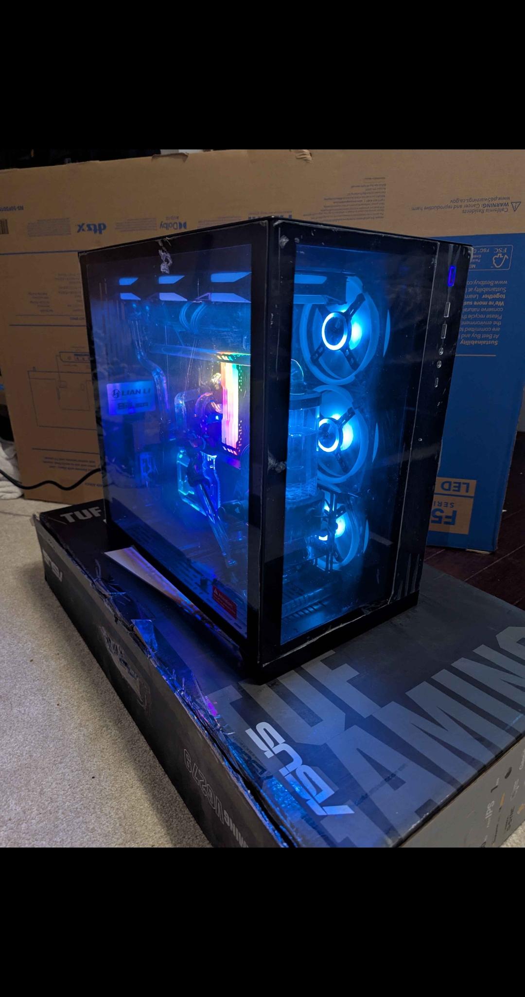 Gaming PC Custom Water Cooled intel i5-12600k RTX 4080