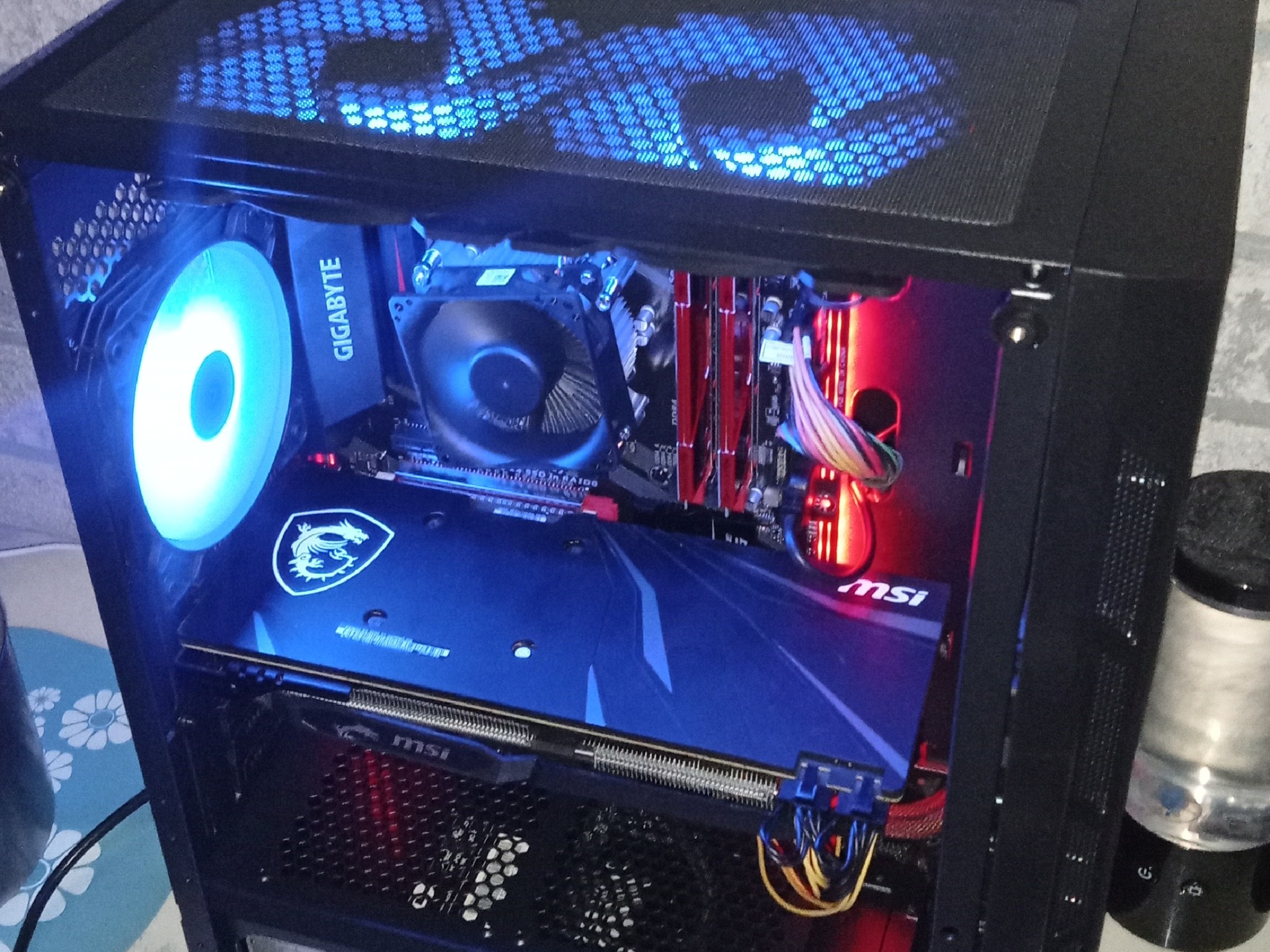 Gaming Pc/i5 6600k/Rx 5600 XT/16GB DDR 4/512 SSD HD/WIN 11 PRO/WIFI