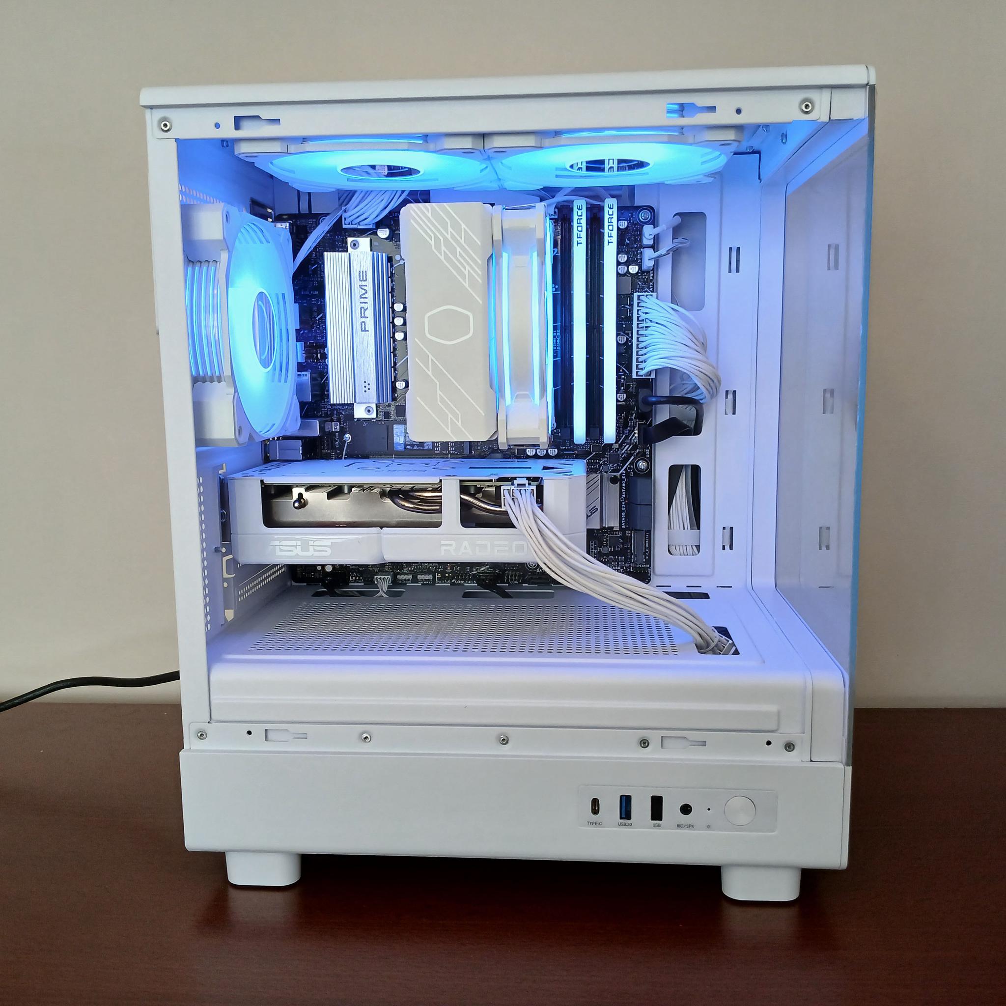 Snow White 1440P | RX 9060XT 16GB | Ryzen 5 7600X | 16GB RAM