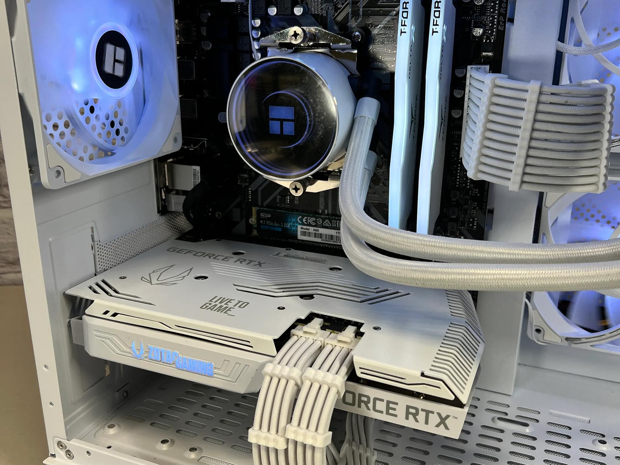 Ryzen 5 5600X RTX 3070 16GB RAM 1TB M.2 Gaming PC