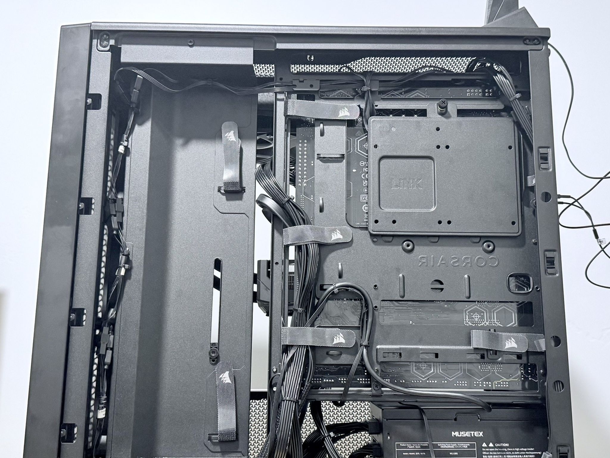 Corsair 4000D RTX 5070 OC 12GB