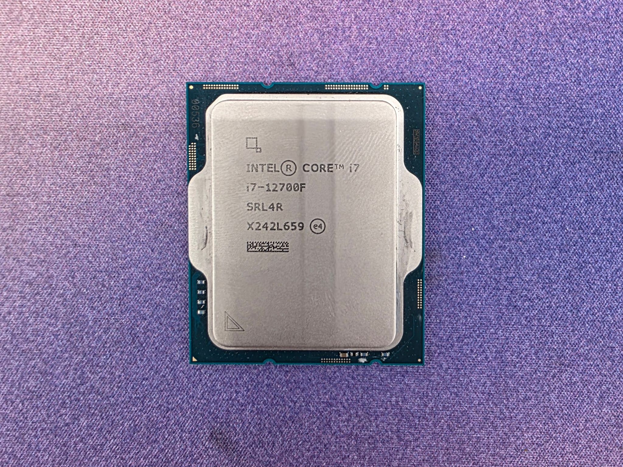 Intel Core i7-12700F | Jawa