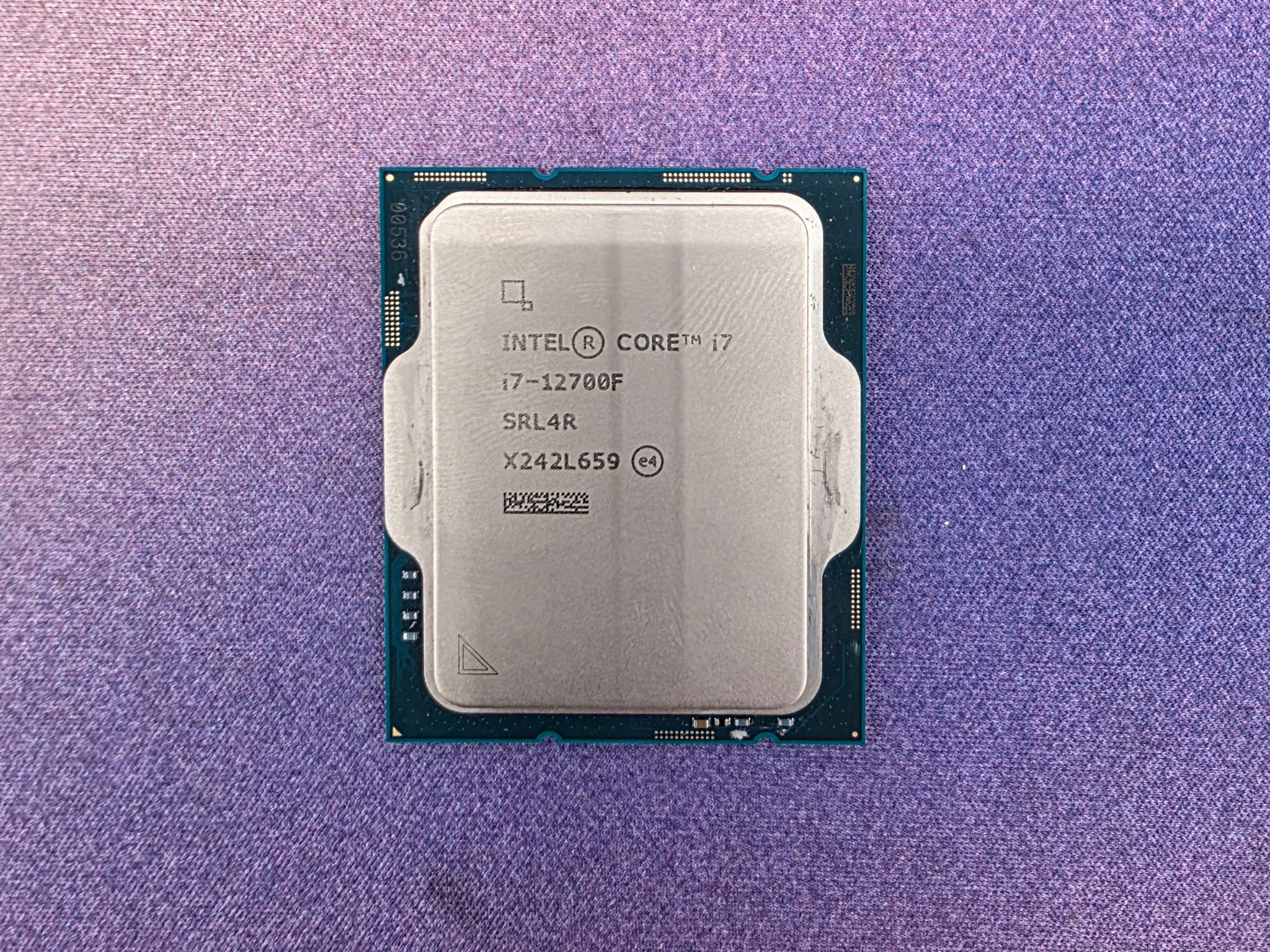Intel Core i7-12700F