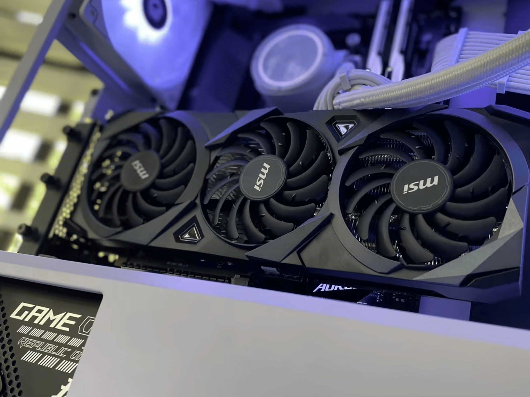 “Frozone” Rtx 3060ti 8gb, I7-10700k High-End Gaming PC