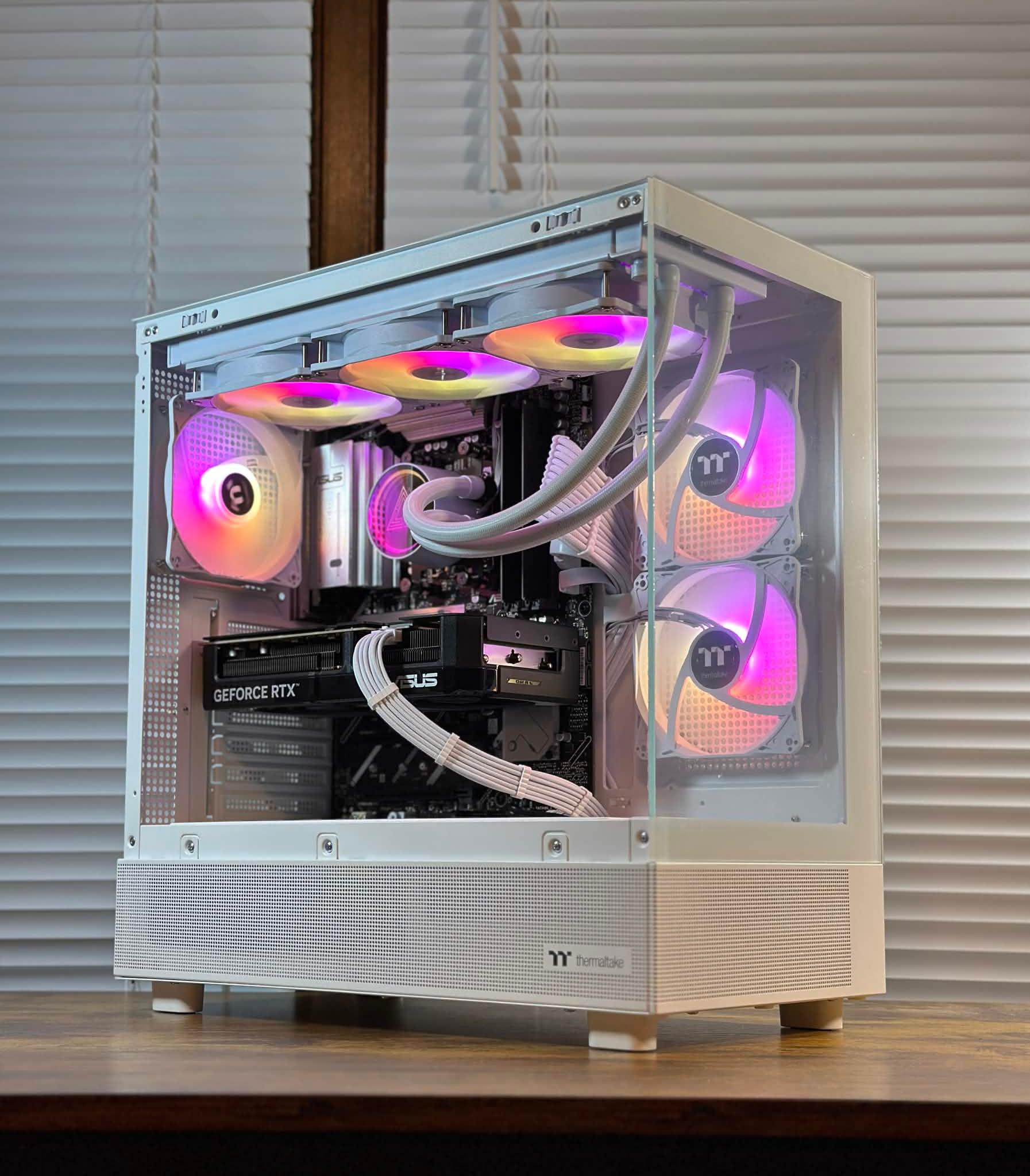 RTX 5070 12GB | Ryzen 7 7700 | 32GB DDR5 | 3TB Storage | Win11 | WIFI | 1440P/4K Gaming PC