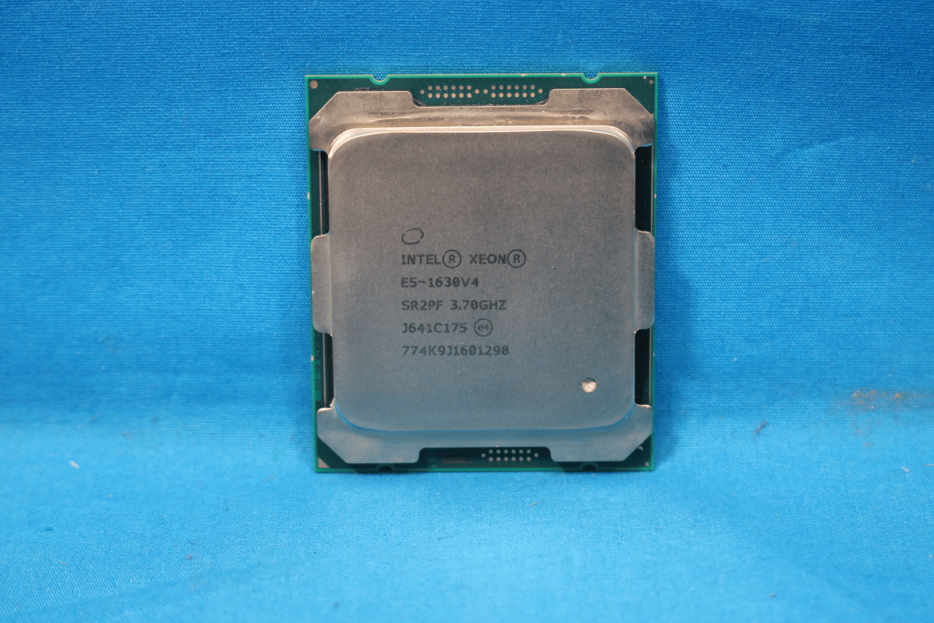 Intel Xeon E5-1630 V4 3.70GHz Socket LGA2011-v3 Quad-Core 10MB Desktop/Server CPU SR2PF