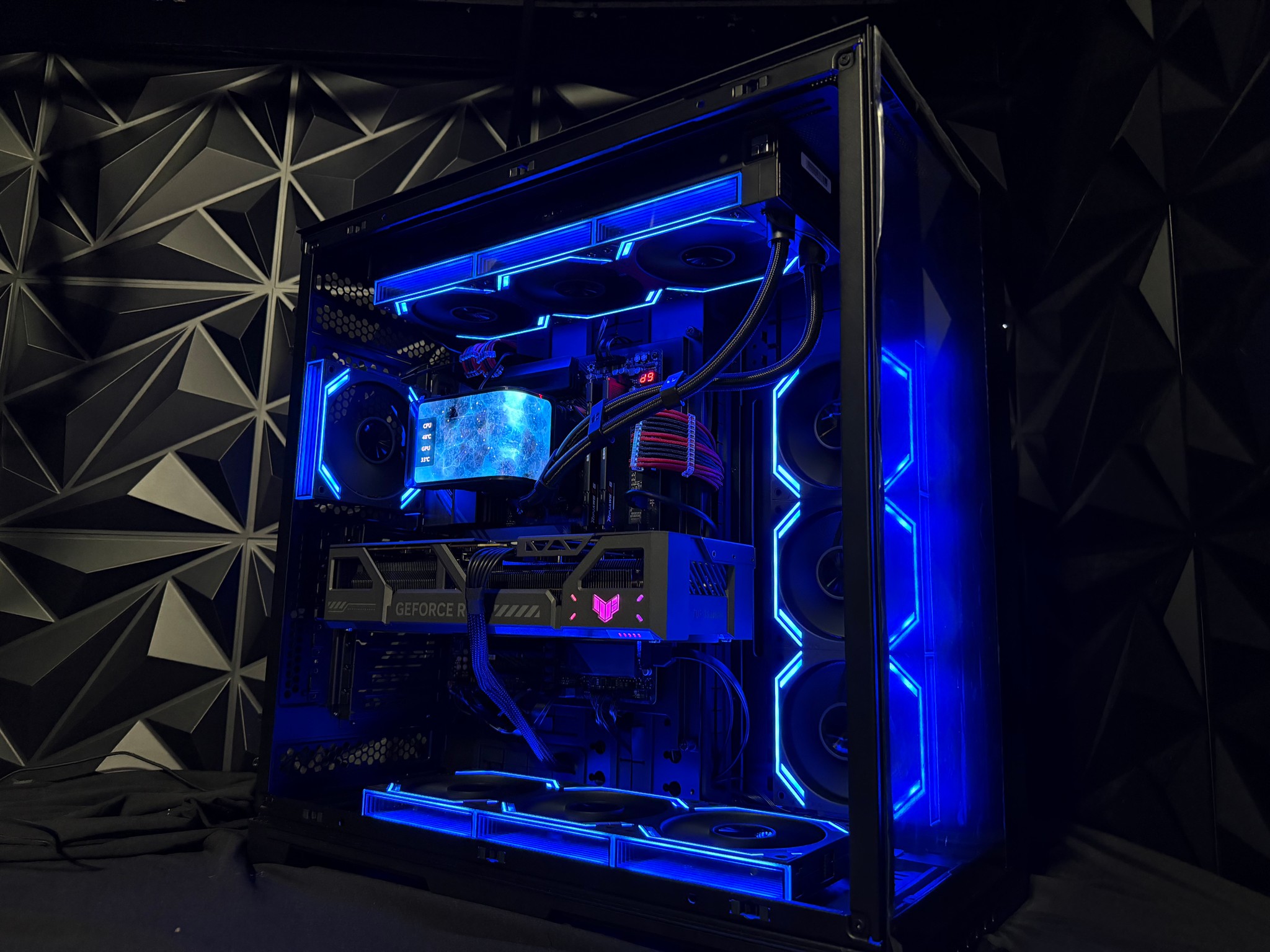 🔥🟥 REDLINE APEX 🟥🔥 Ryzen 9 9950X| RTX 5080| 64 GB DDR5| 6 TB NVMe| 1250W PSU