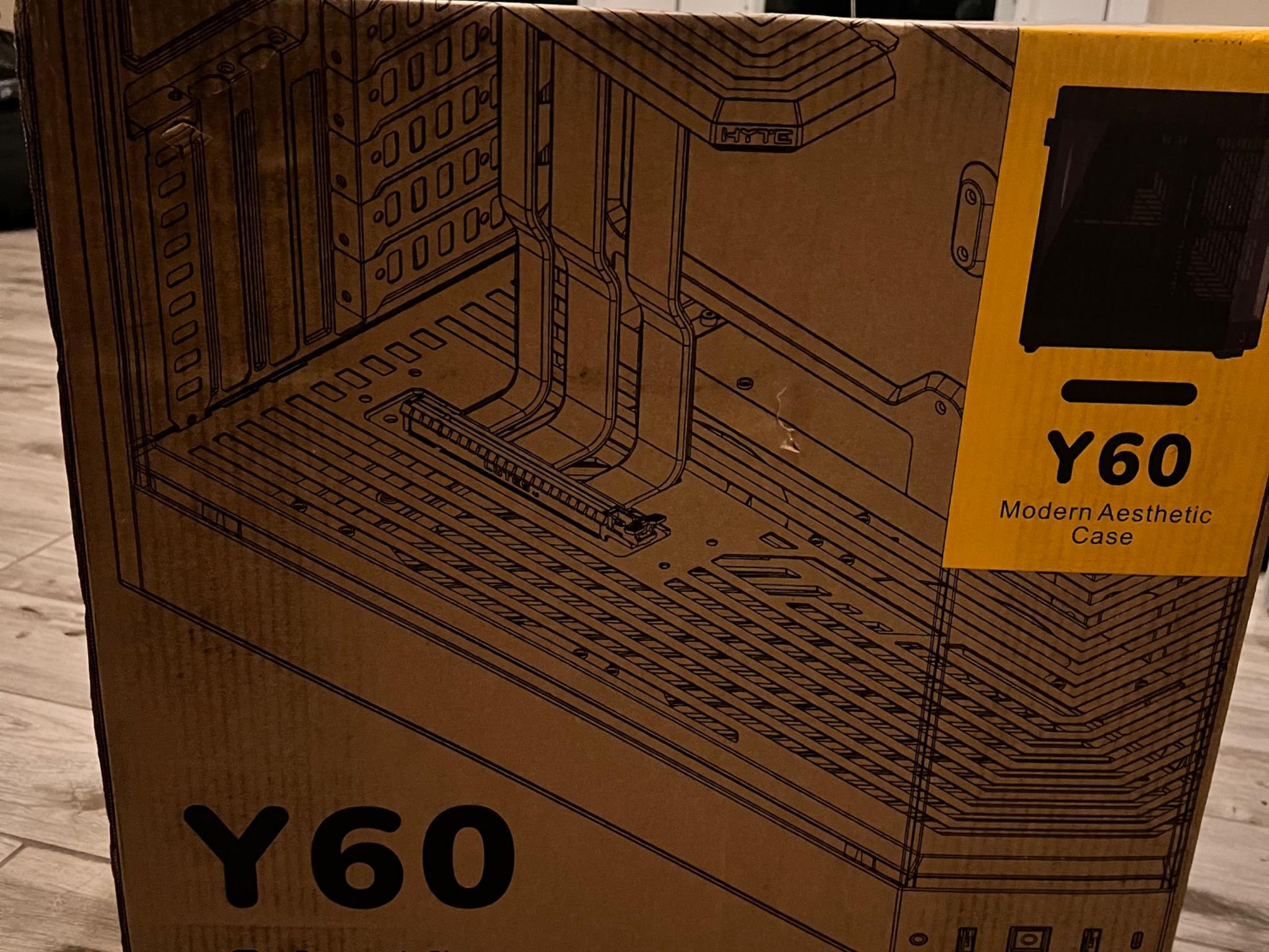 HYTE Y60 Case