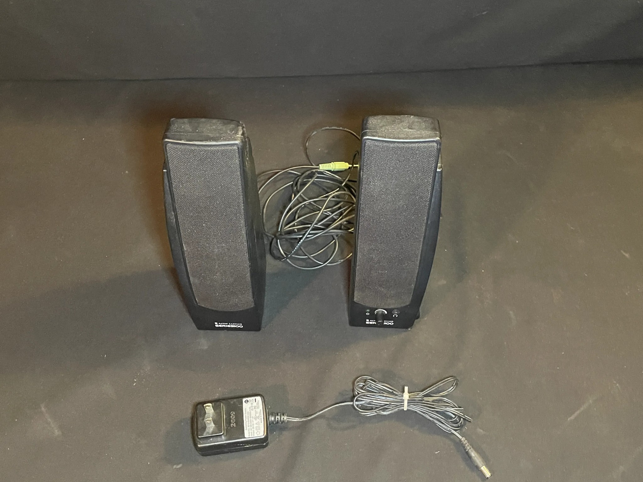 Altic Lansing series100 Speakers