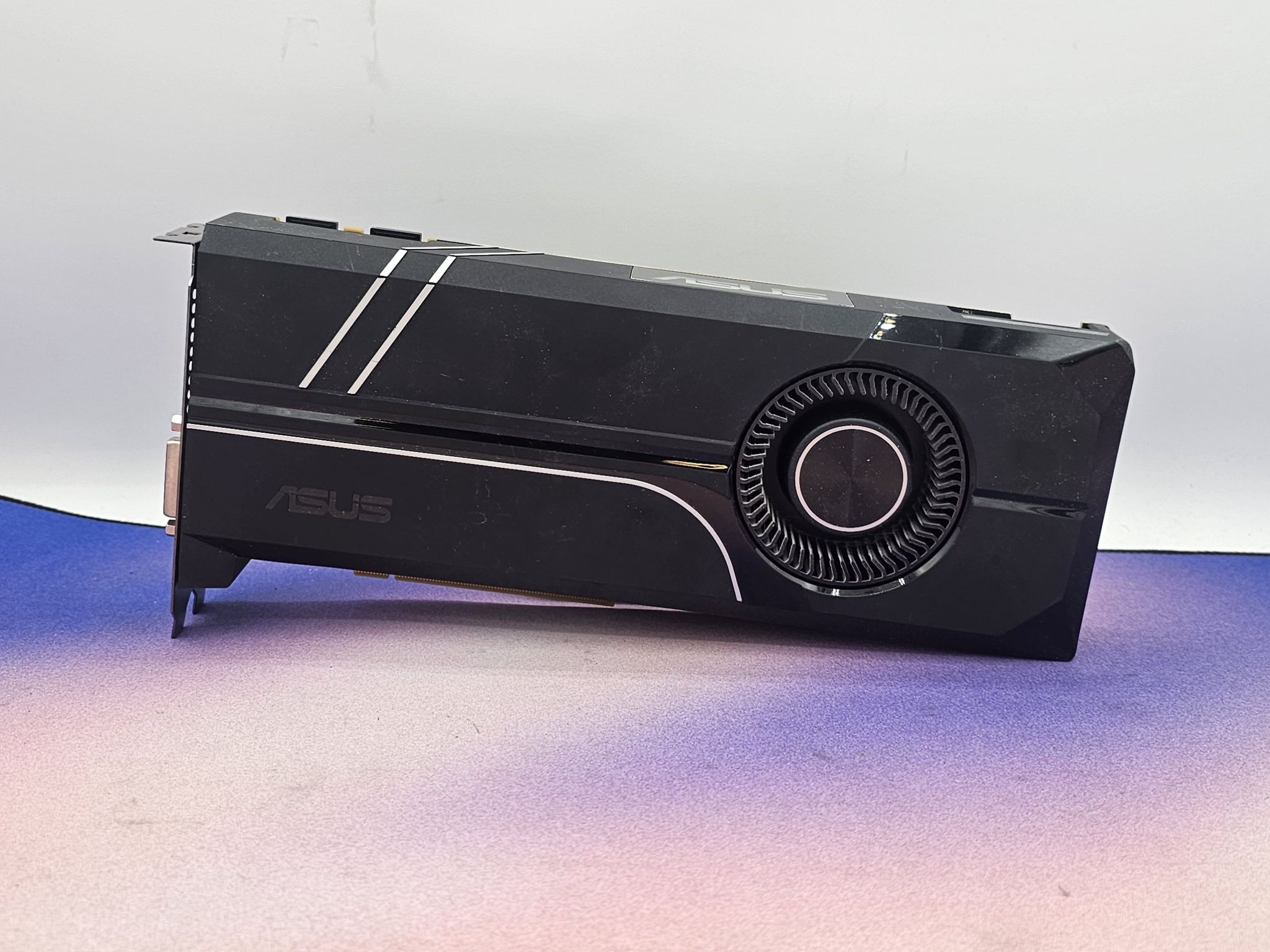 Asus Turbo GTX 1070Ti