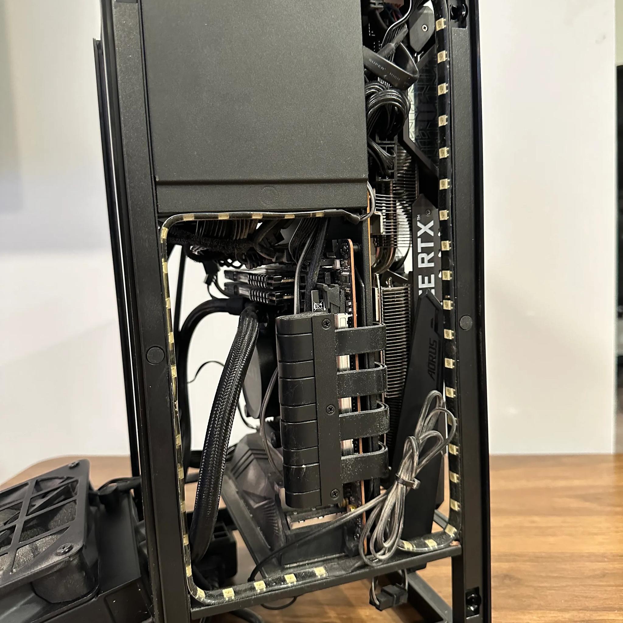 H1 ▪ i7-10700K ▪ Asus TUF 3080 OC ▪ 32GB DDR4 3000mhz ▪ 1x2TB & 1x1TB NVME SSD (3TB total)