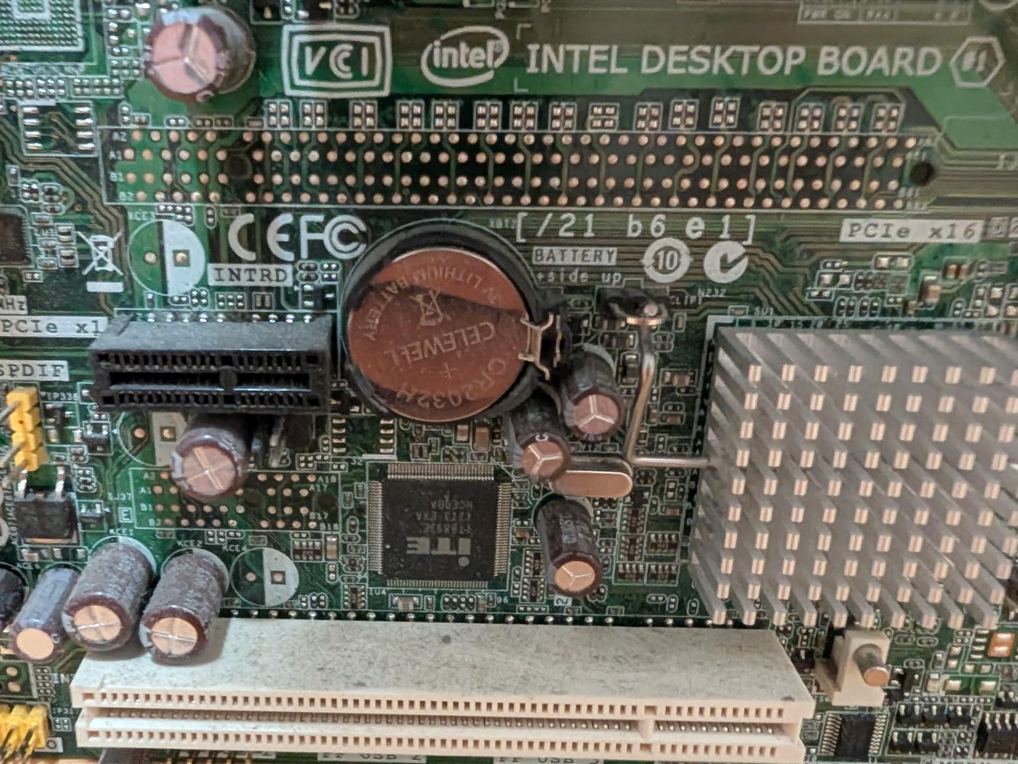 Motherboard bundle | Intel LGA 1155 | I3 2100 | 4gb ram | Stock cooler|