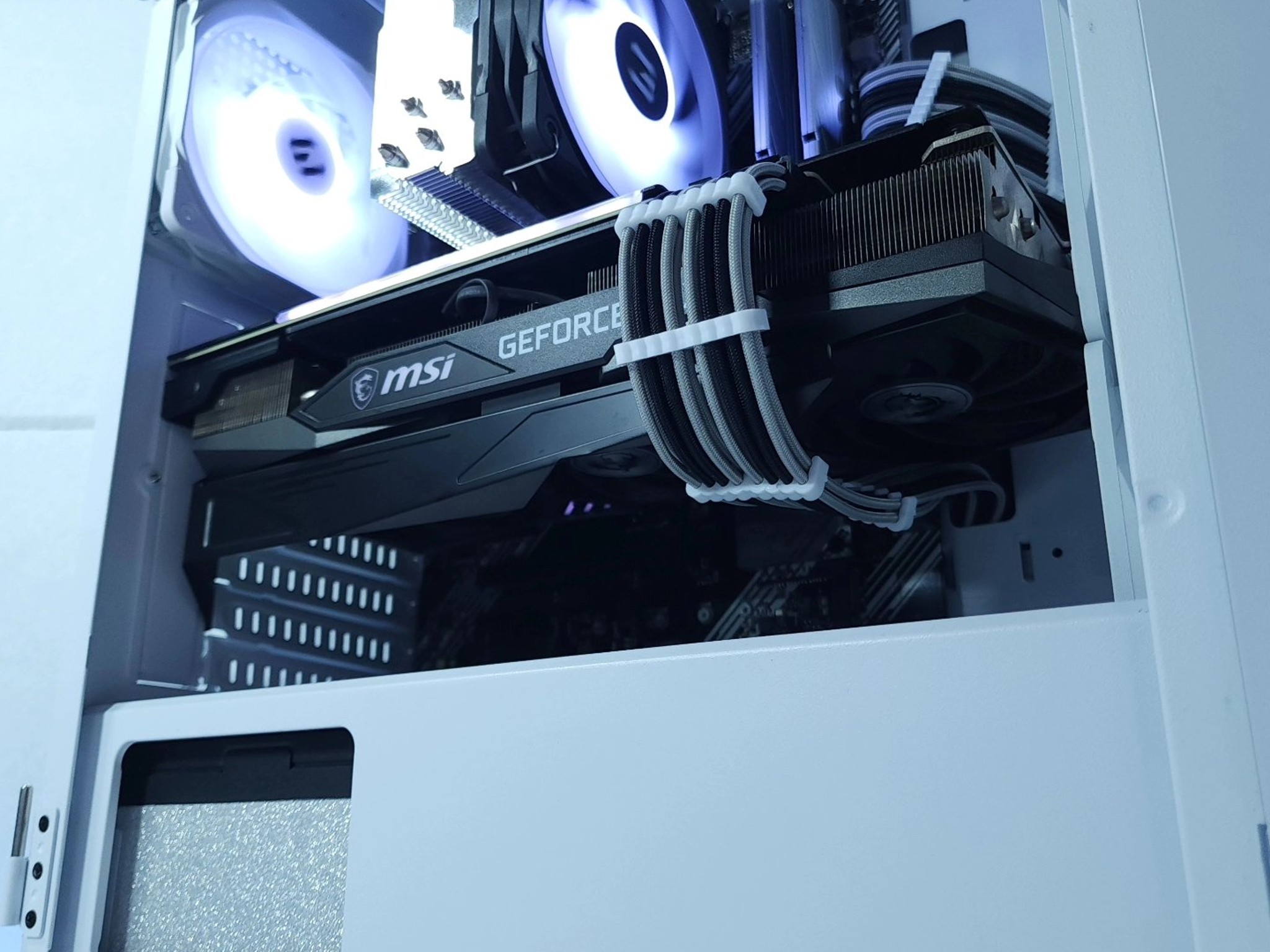 🤍RTX 3070 || Ryzen 5 5600GT || 1TB M.2 NVMe SSD || 32GB 3200MHz || 1080p/1440p Gaming Computer