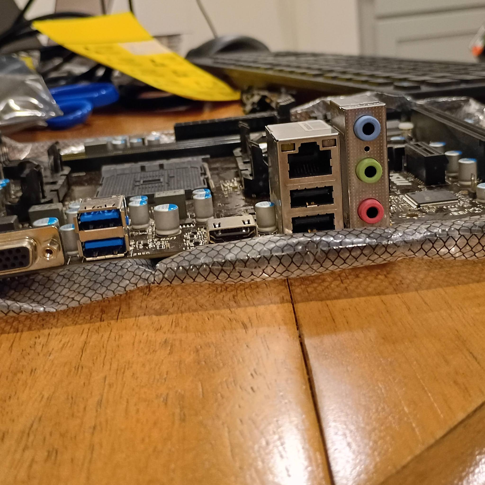 MSI A68HM-E33 Micro ATX FM2+ Motherboard
