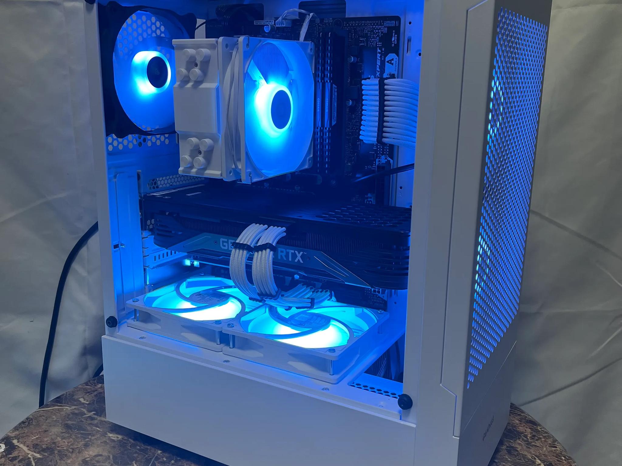 🥶🧊Frosty🥶🧊 | RTX 3070 Mid-Range PC | Intel Core i7 | 16GB RAM | 1TB SSD | Windows 11 Pro