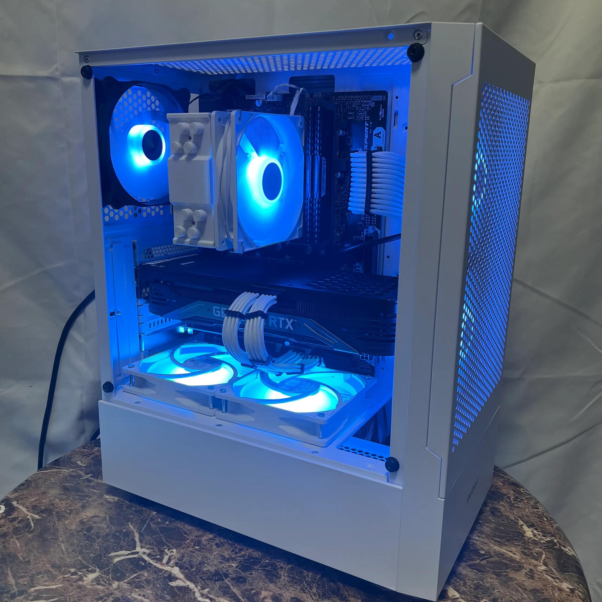 🥶🧊Frosty🥶🧊 | RTX 3070 Mid-Range PC | Intel Core i7 | 16GB RAM | 1TB SSD | Windows 11 Pro