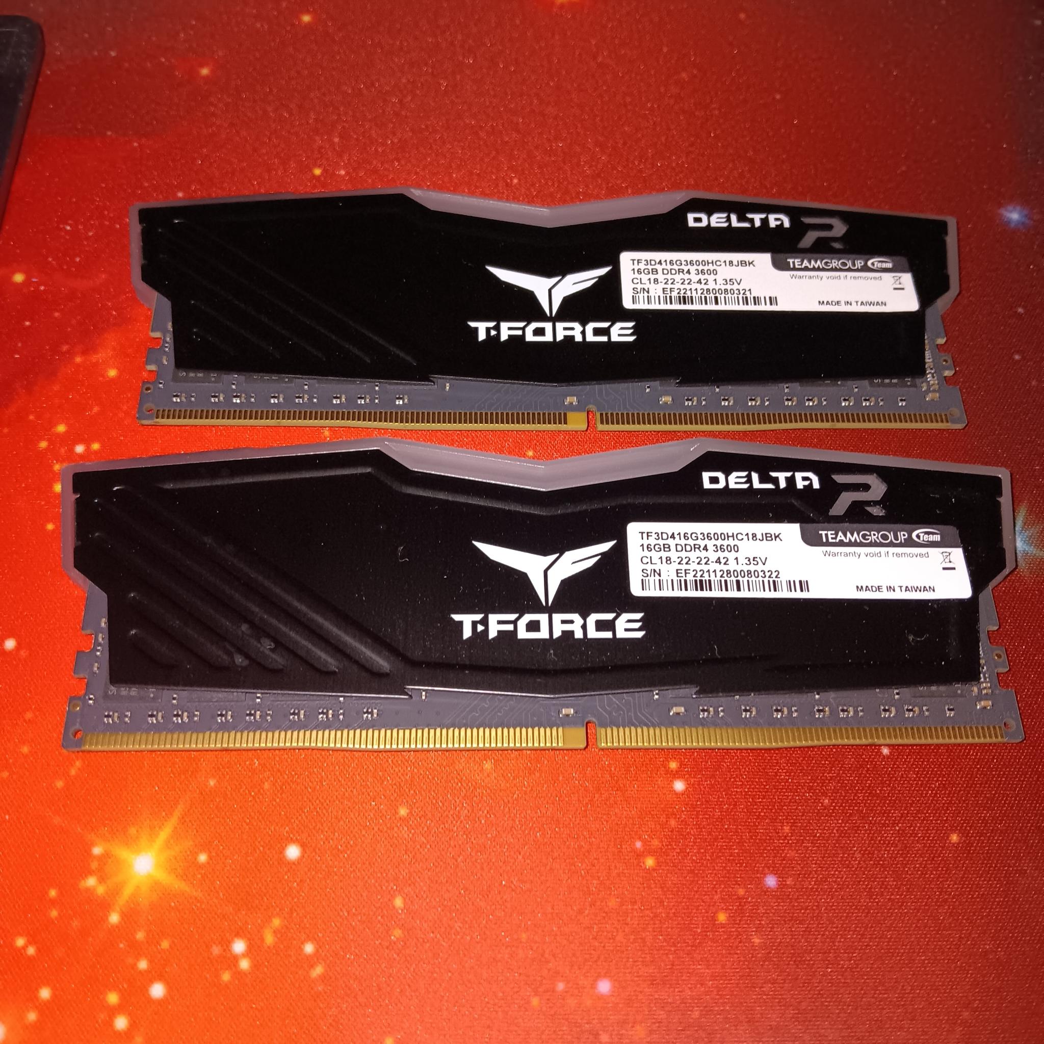 TEAMGROUP T-Force Delta RGB DDR4 32GB (2X16Gb) 3600Mhz  (PC4-28800) CL18