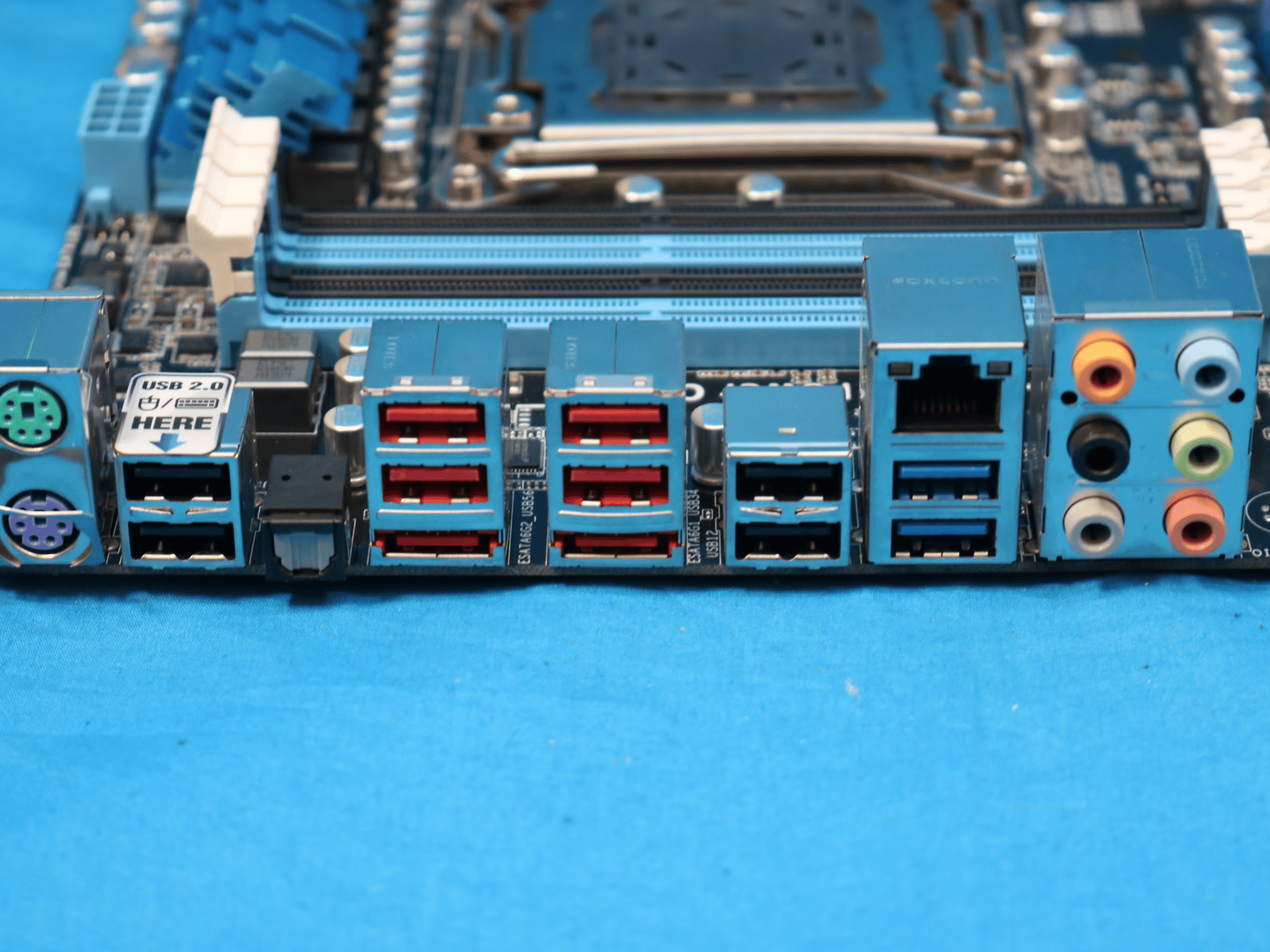 *READ* ASUS P9X79 LE Intel Socket LGA2011 X79 DDR3 ATX Desktop Motherboard & I/O Shield