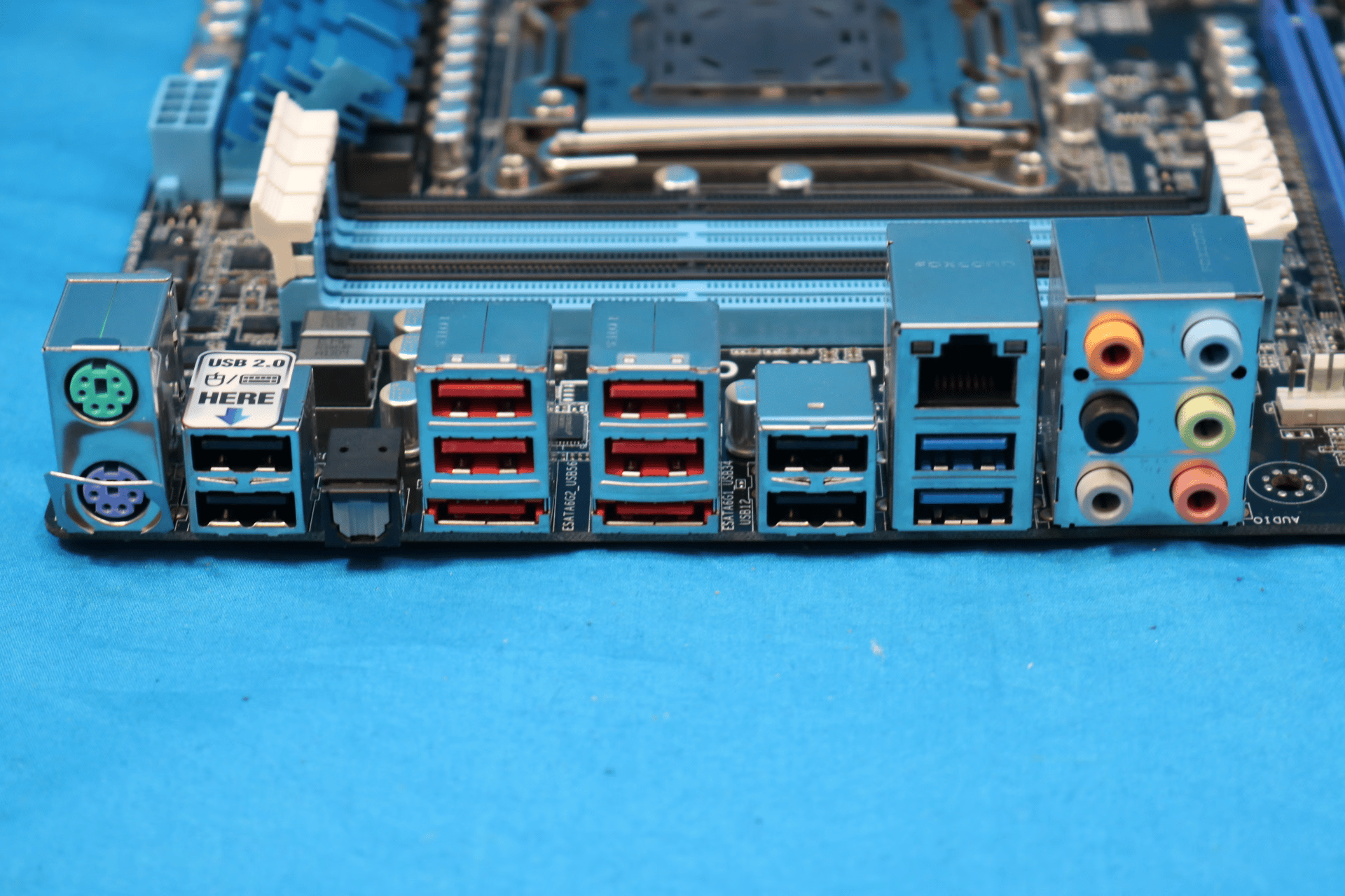 *READ* ASUS P9X79 LE Intel Socket LGA2011 X79 DDR3 ATX Desktop Motherboard & I/O Shield