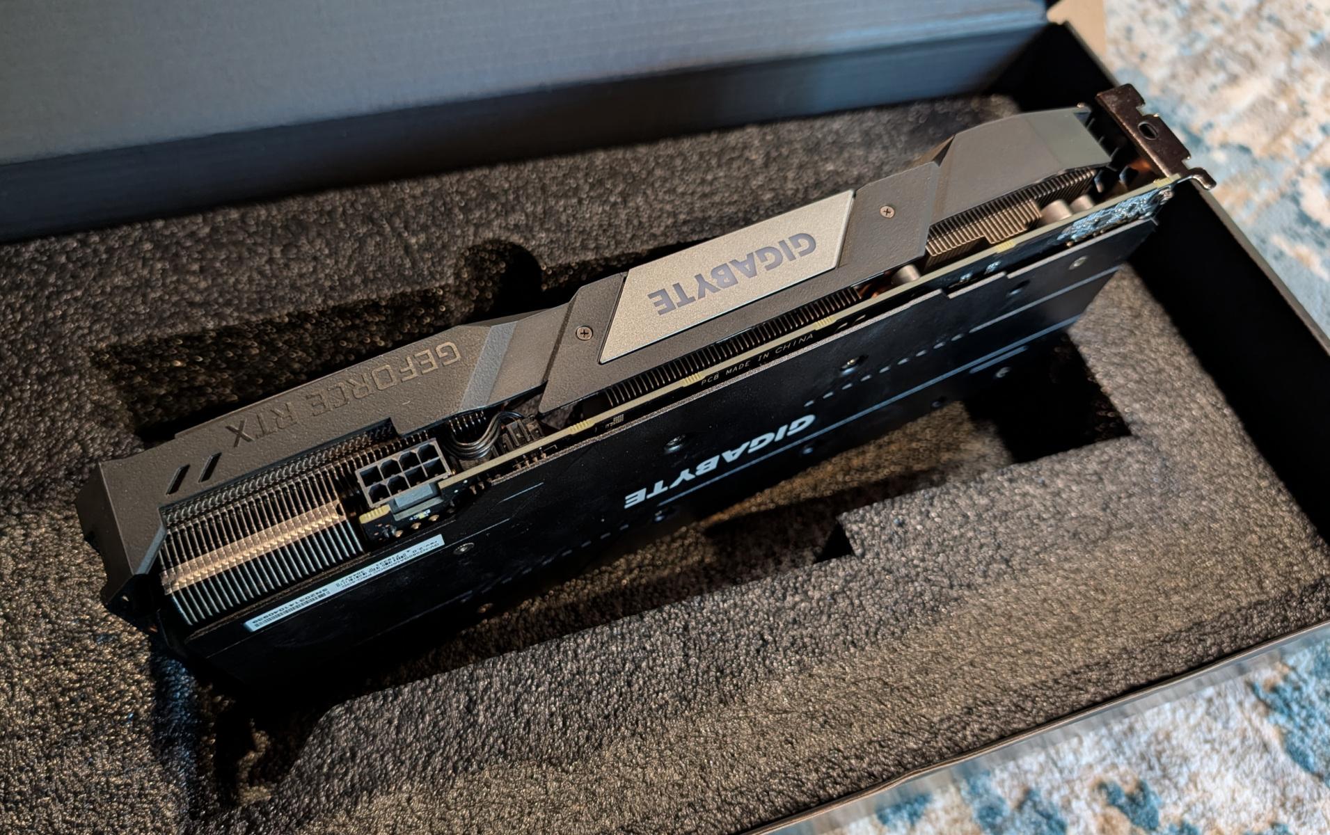 Gigabyte GeForce RTX 2060 Gaming OC Pro 6G – lightly used, great shape