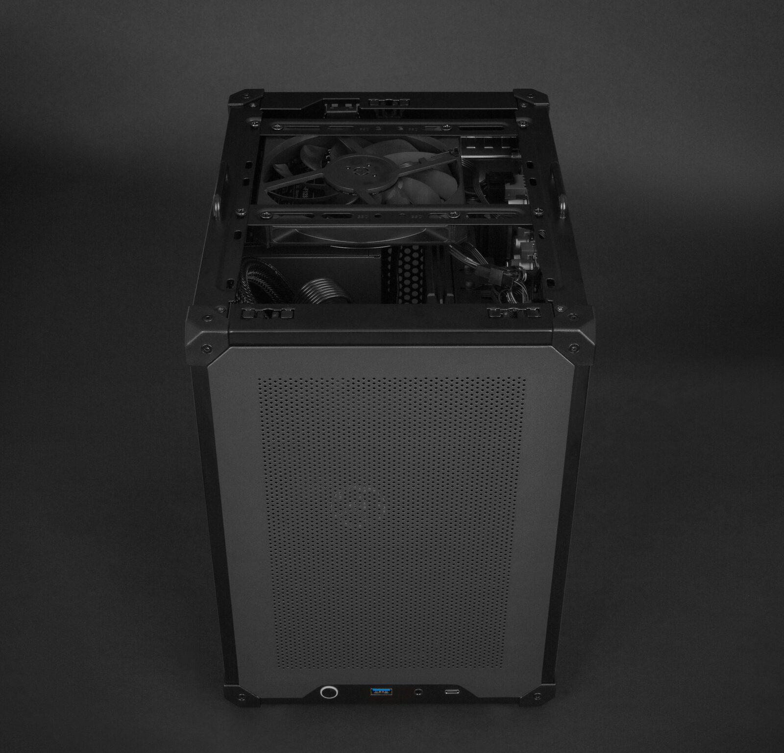 Raster Zero SFF Gaming PC RTX 5060 Ti 16GB Ryzen 7 7700X 32GB DDR5 1TB