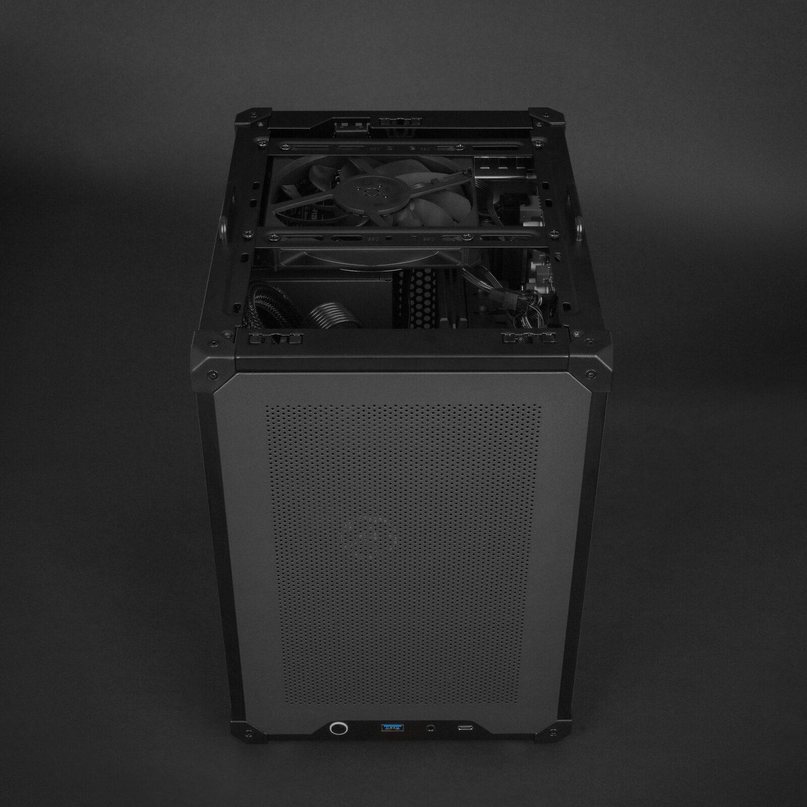 Raster Zero SFF Gaming PC RTX 5060 Ti 16GB Ryzen 7 7700X 32GB DDR5 1TB