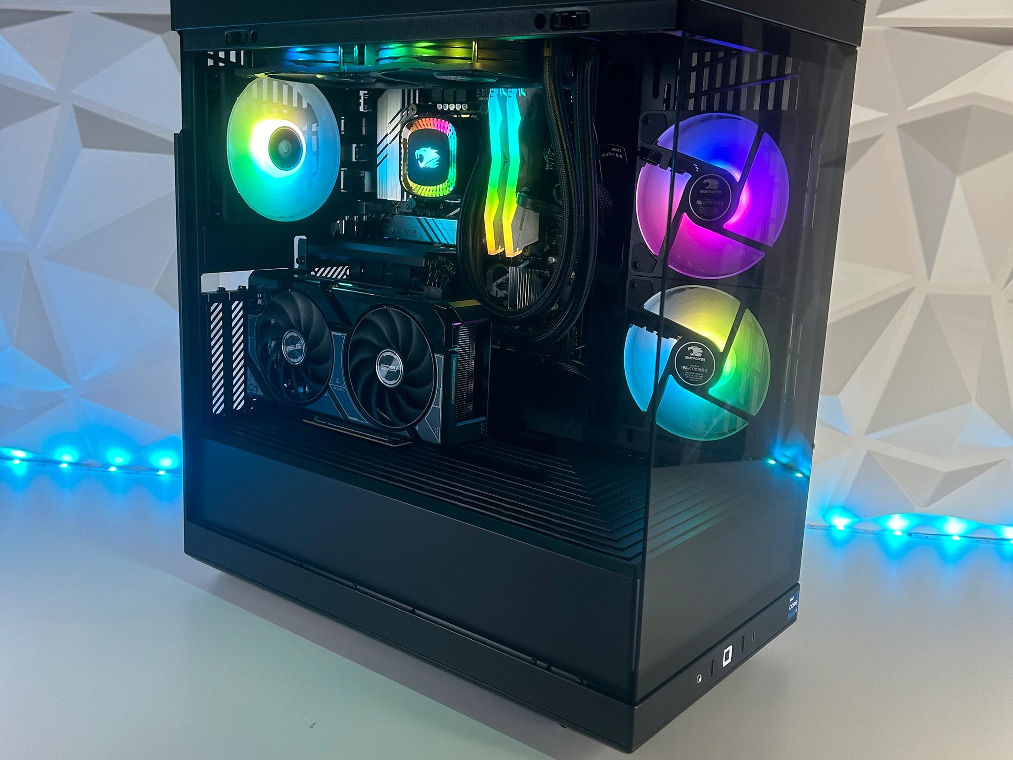 iBuyPower PC (i7 13700F, RTX 4060 Ti 16GB, 32GB Ram, 2TB SSD)