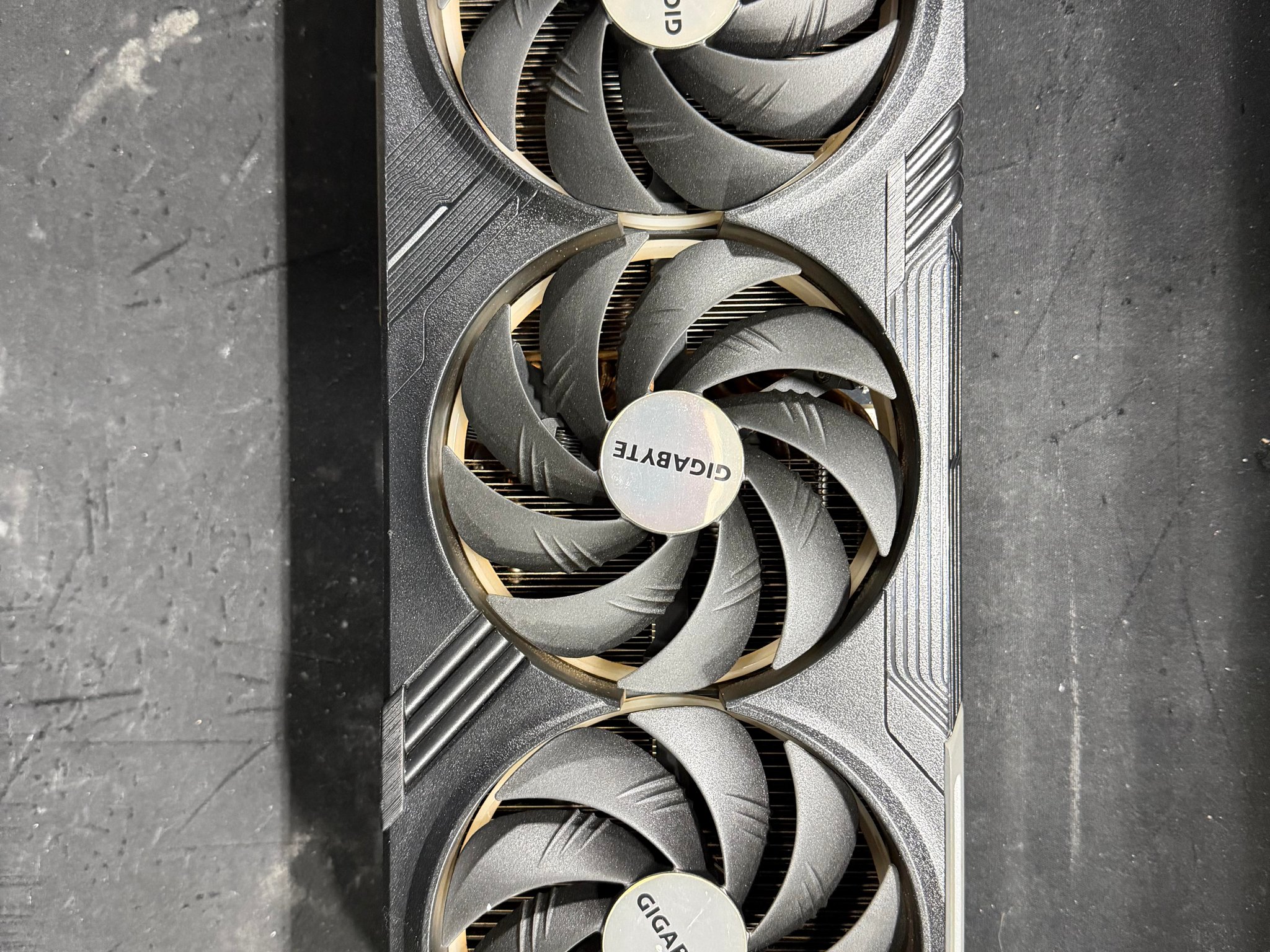 Gigabyte GAMING OC GeForce RTX 4080 SUPER w/ Minor Cosmetic Damage