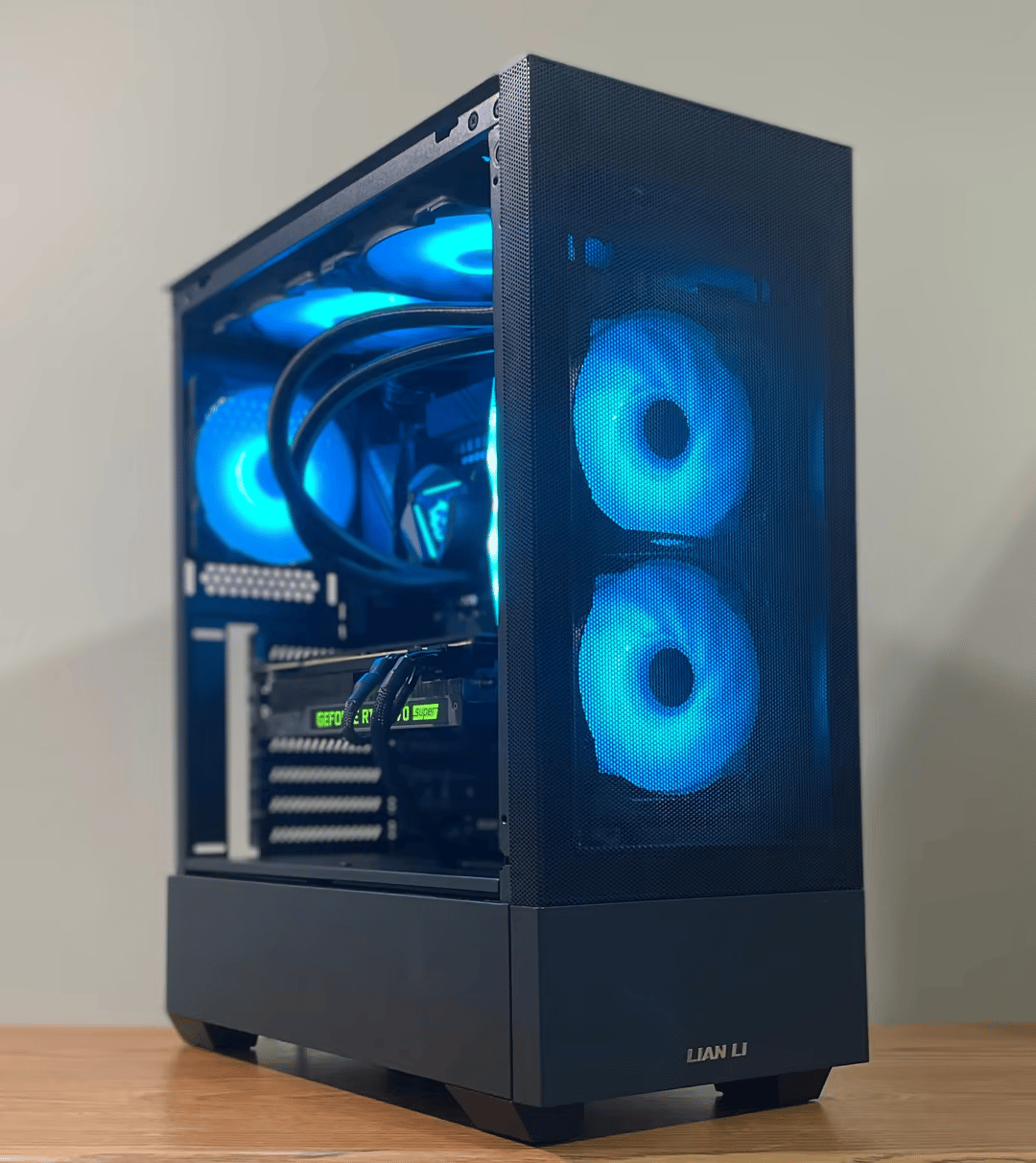 The Continental 🏨/ RTX 2070 Super 8GB, i5 10400 Gaming PC